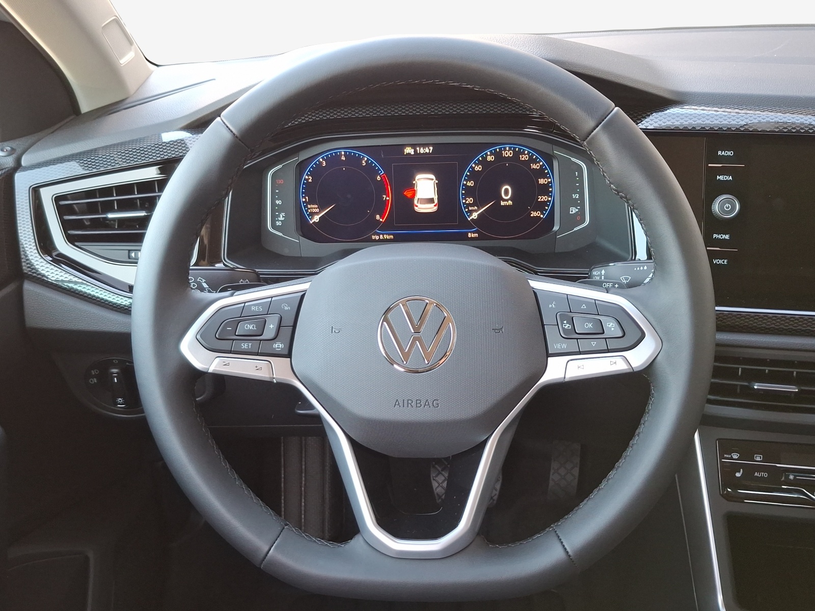 VW Polo 1.0 TSI Life DSG-image-9