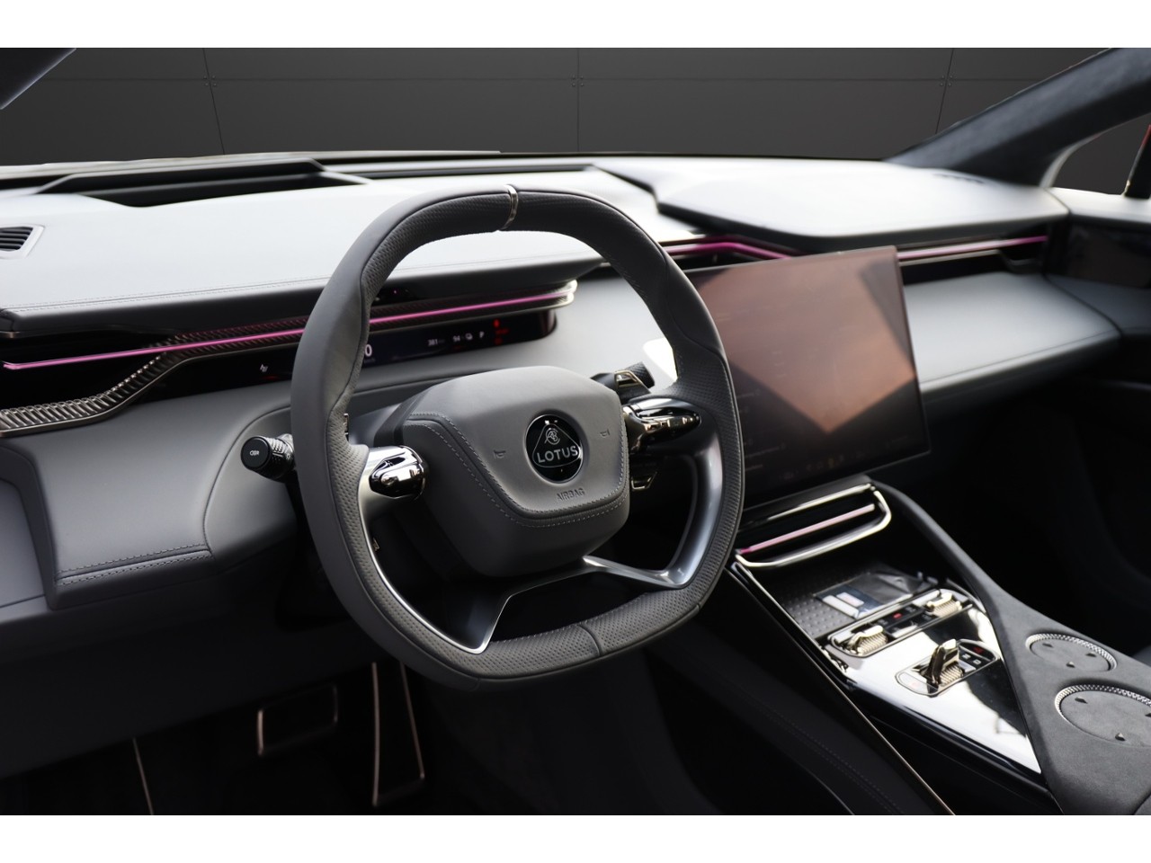 LOTUS Eletre 112kWh R-image-16