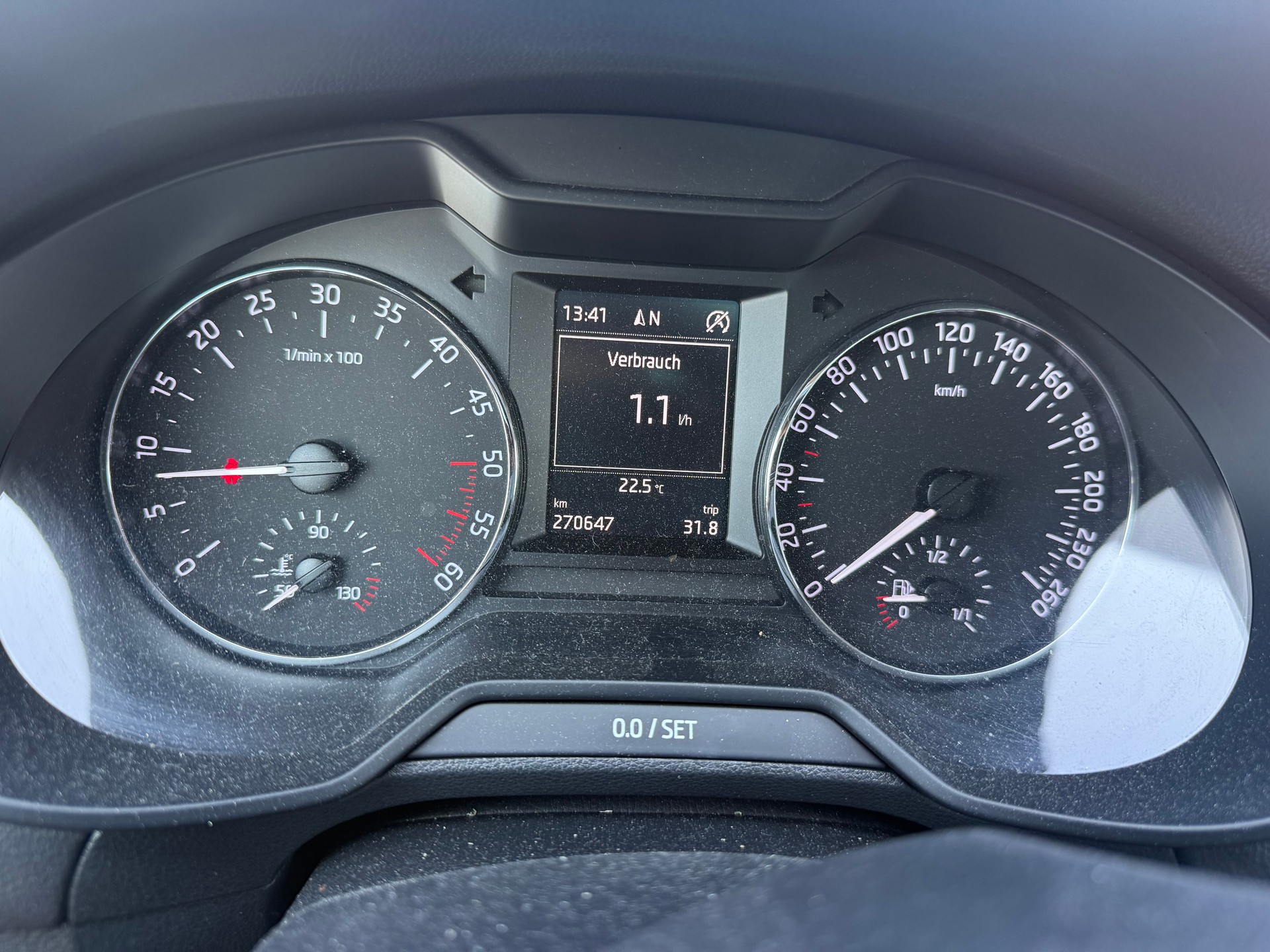 SKODA Octavia Combi 2.0 TDI Ambition 4x4 DSG-image-4