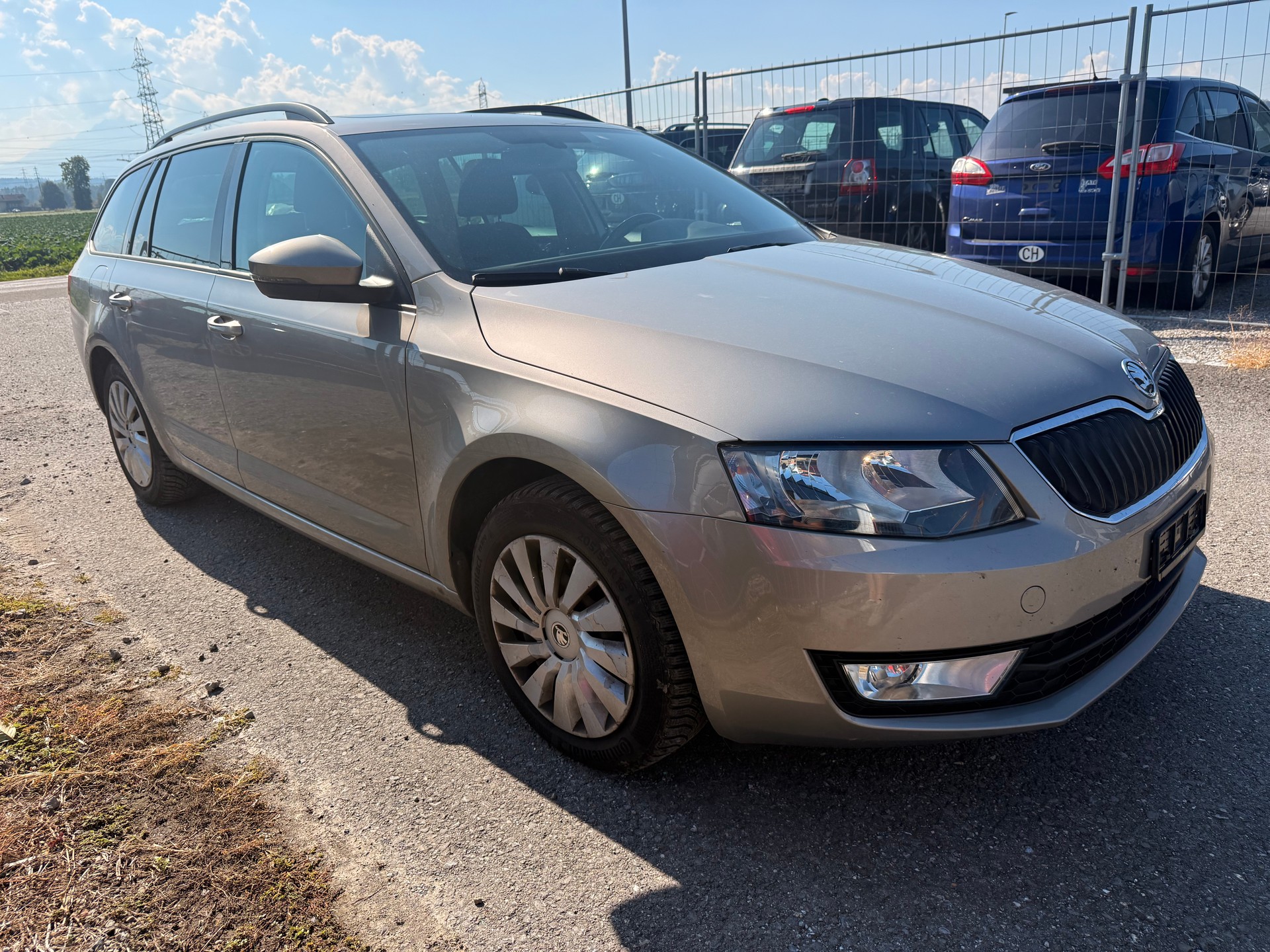 SKODA Octavia Combi 2.0 TDI Ambition 4x4 DSG-image-0