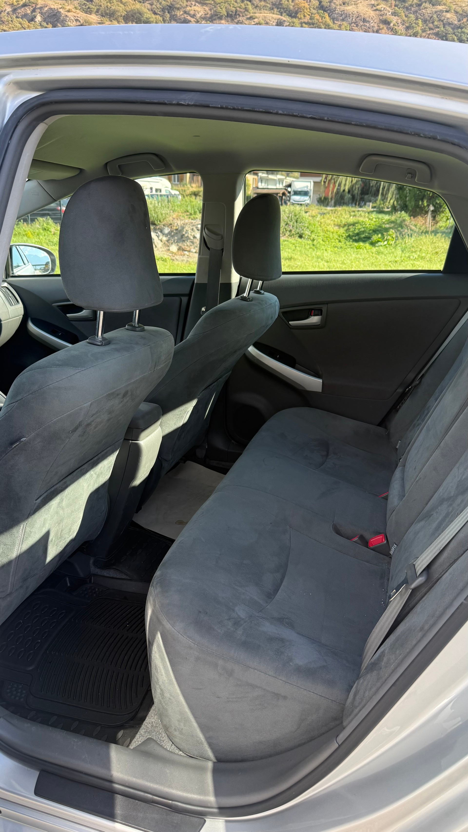 TOYOTA Prius 1.8 16V HSD Luna-image-7