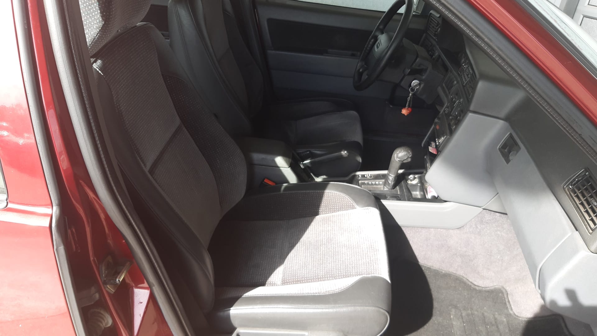 VOLVO 850 2.5-image-12