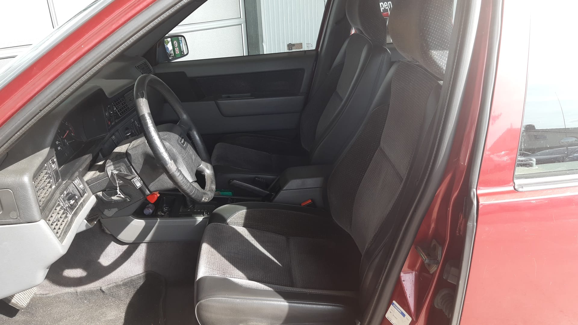 VOLVO 850 2.5-image-10