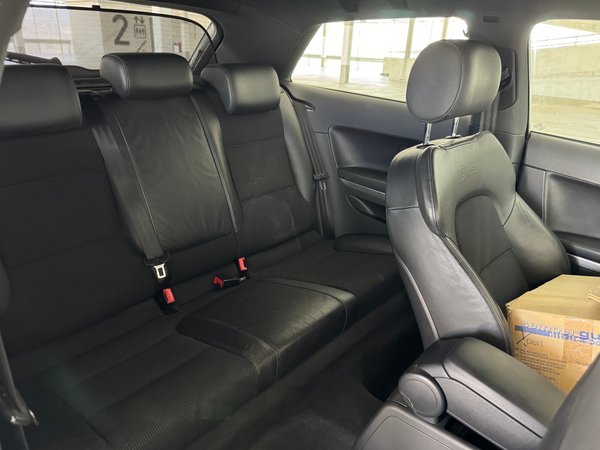 AUDI A3 1.8 TFSI Attraction S-tronic-image-12