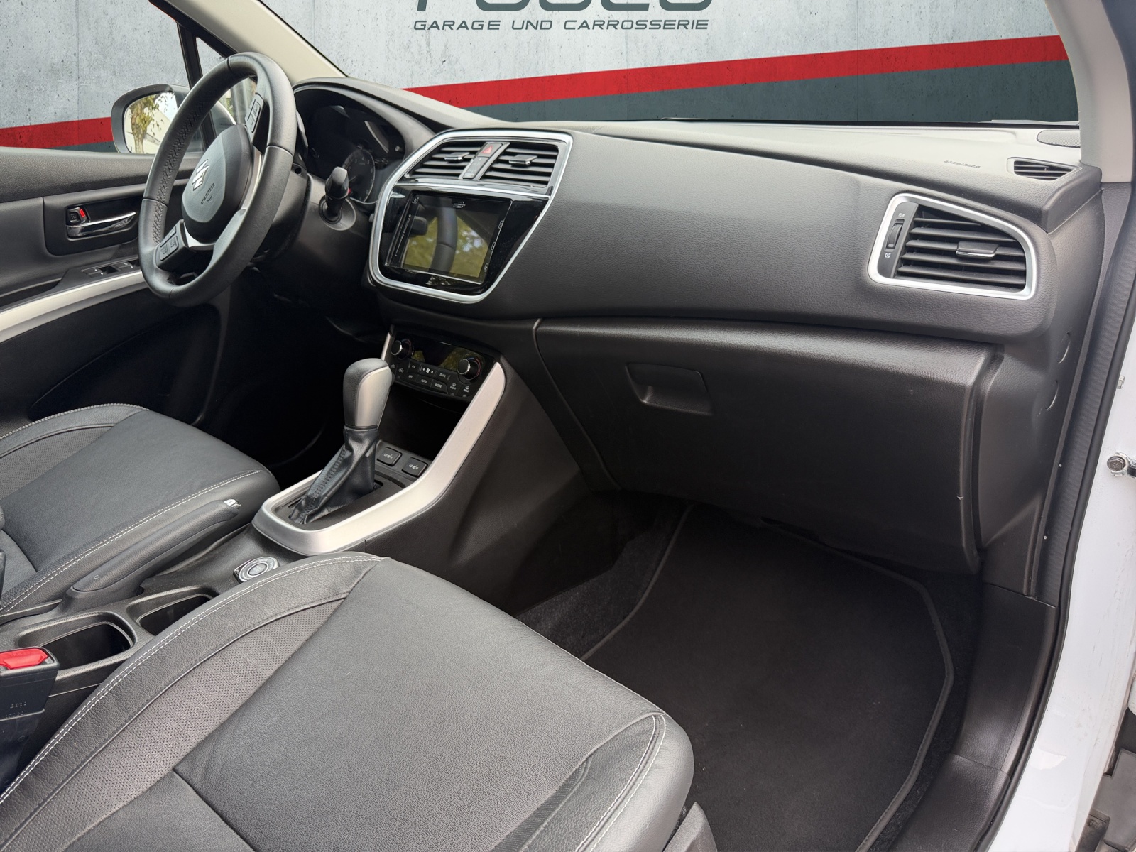 SUZUKI SX4 S-Cross 1.4 16V Tradizio 4WD Automatic-image-13