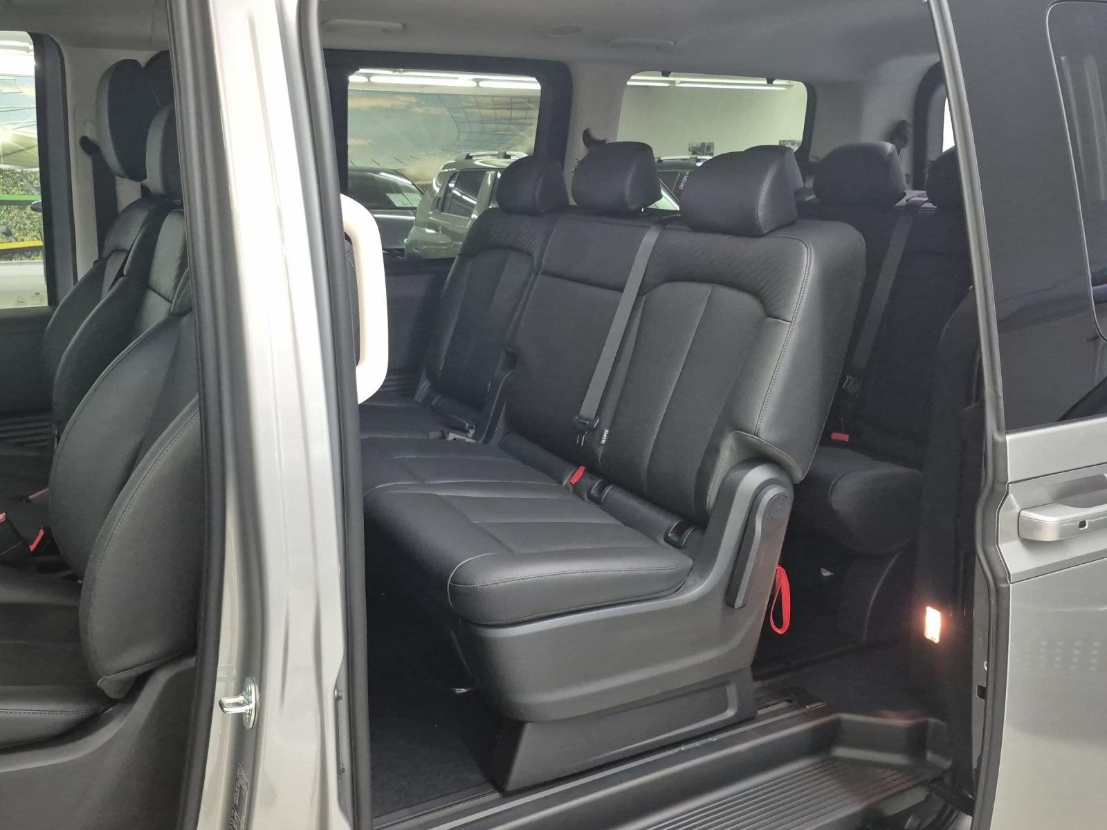 HYUNDAI Staria Wagon 84 kWh Vertex-image-6