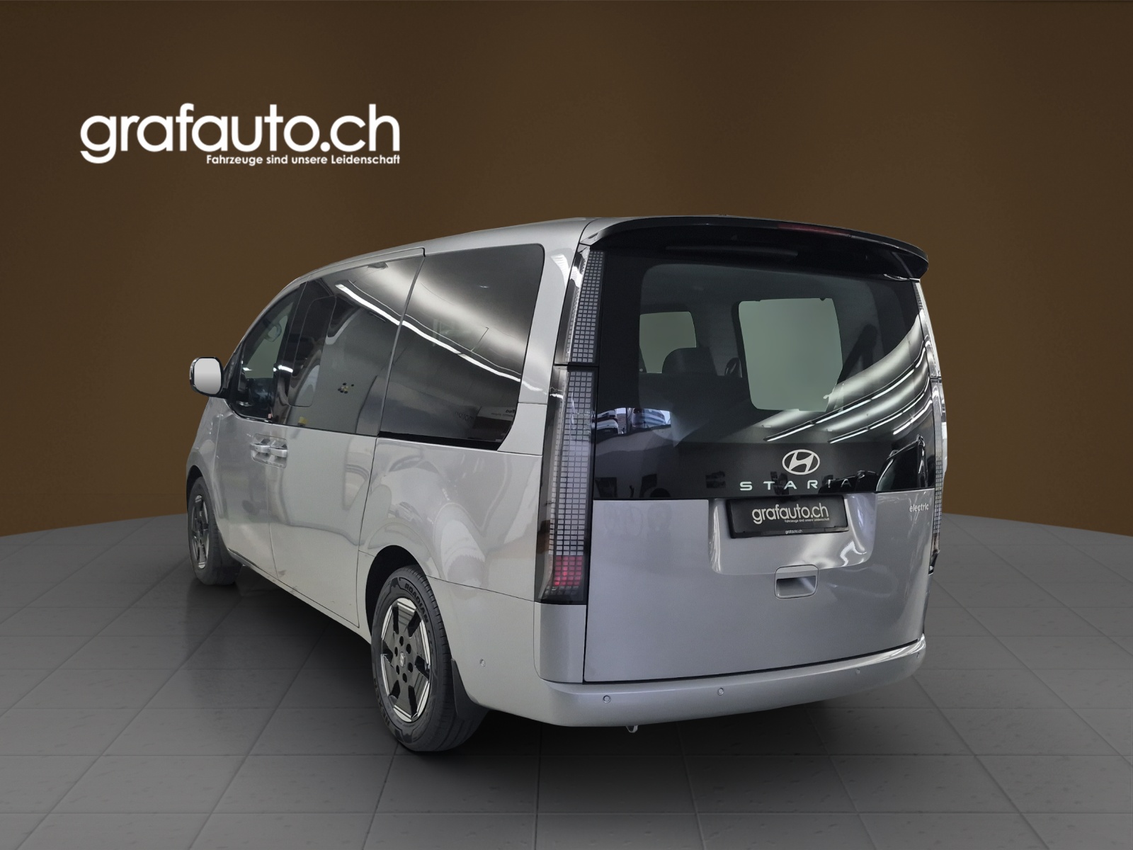HYUNDAI Staria Wagon 84 kWh Vertex-image-3