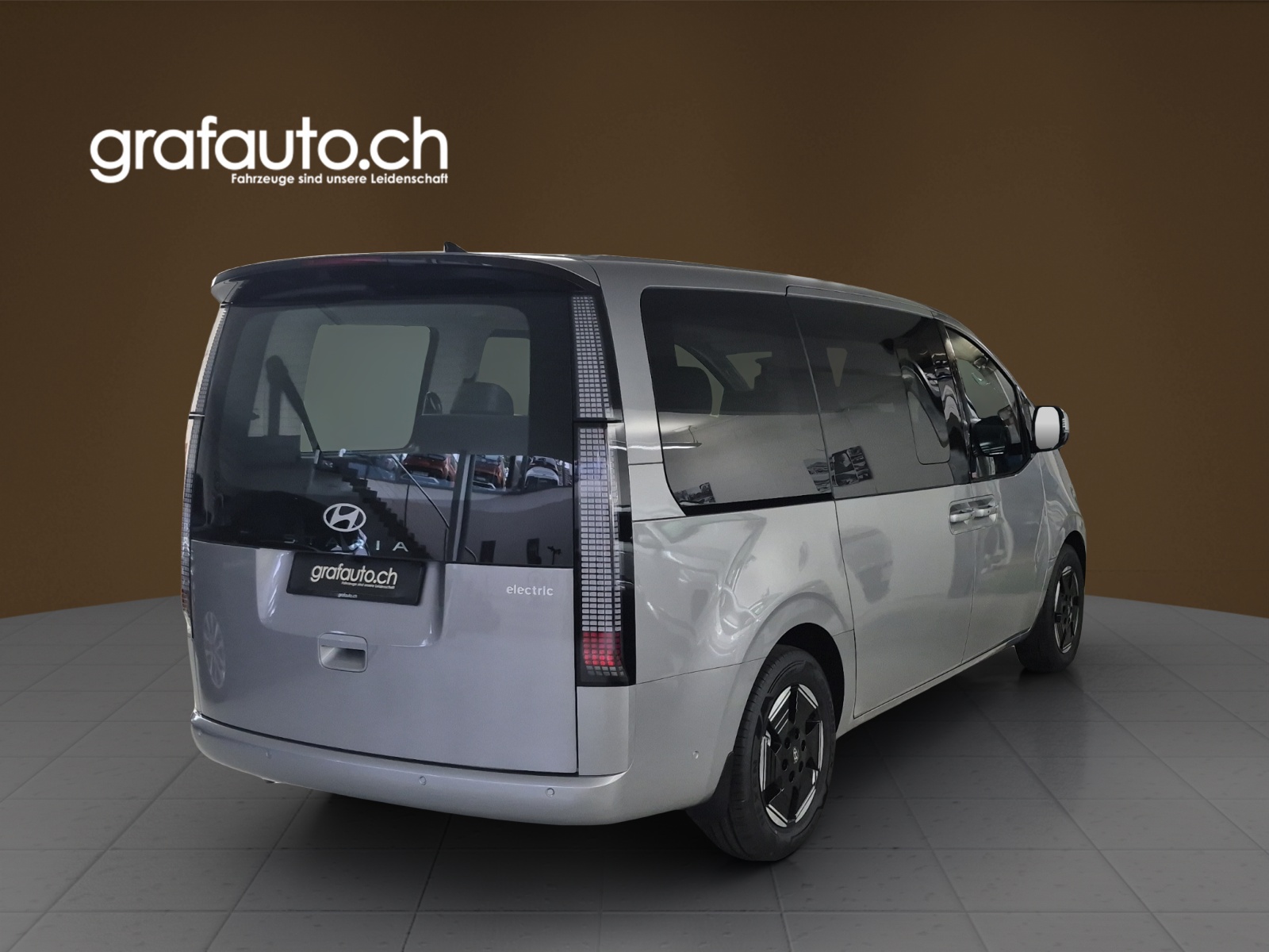 HYUNDAI Staria Wagon 84 kWh Vertex-image-4