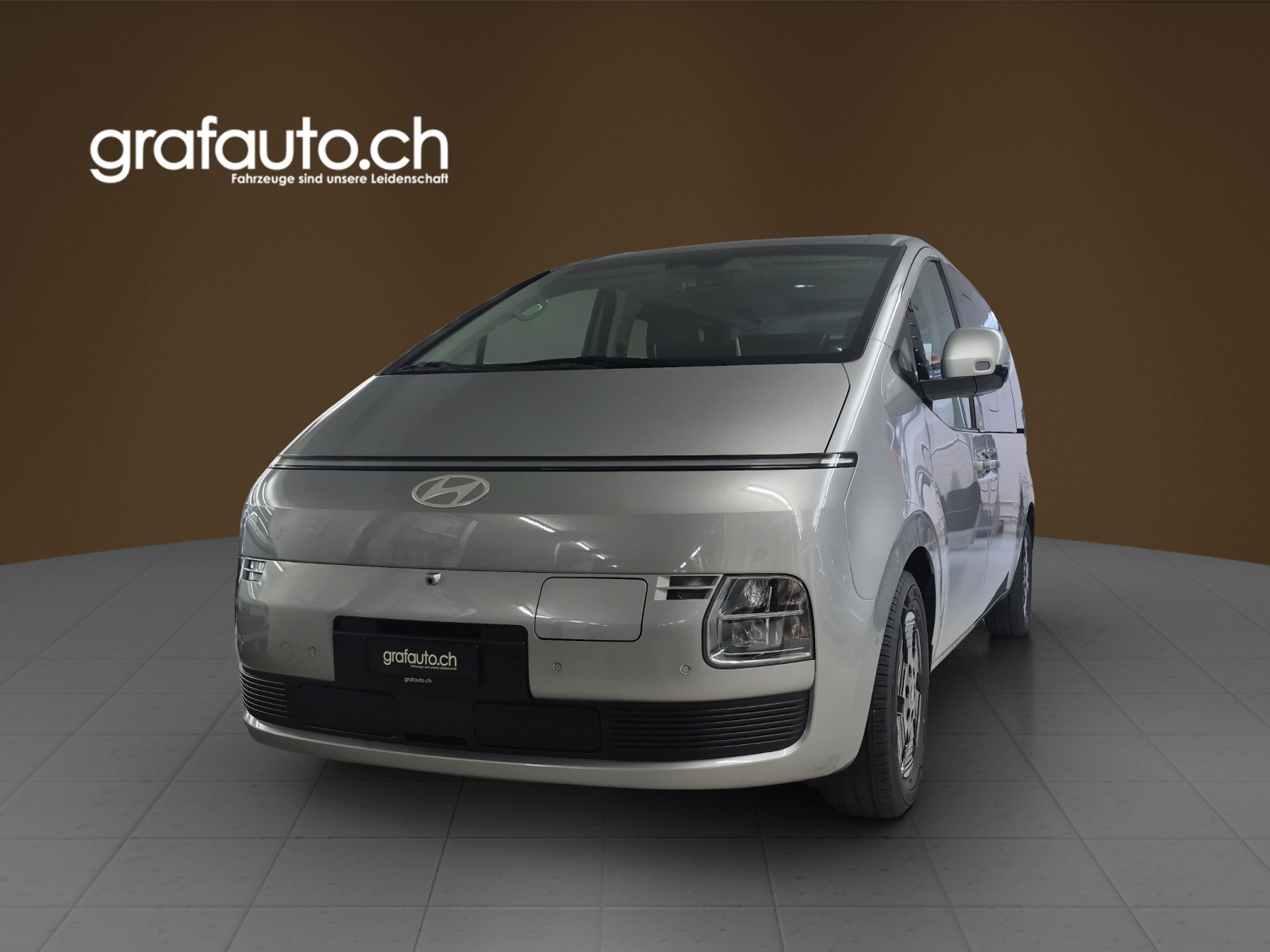 HYUNDAI Staria Wagon 84 kWh Vertex-image-1