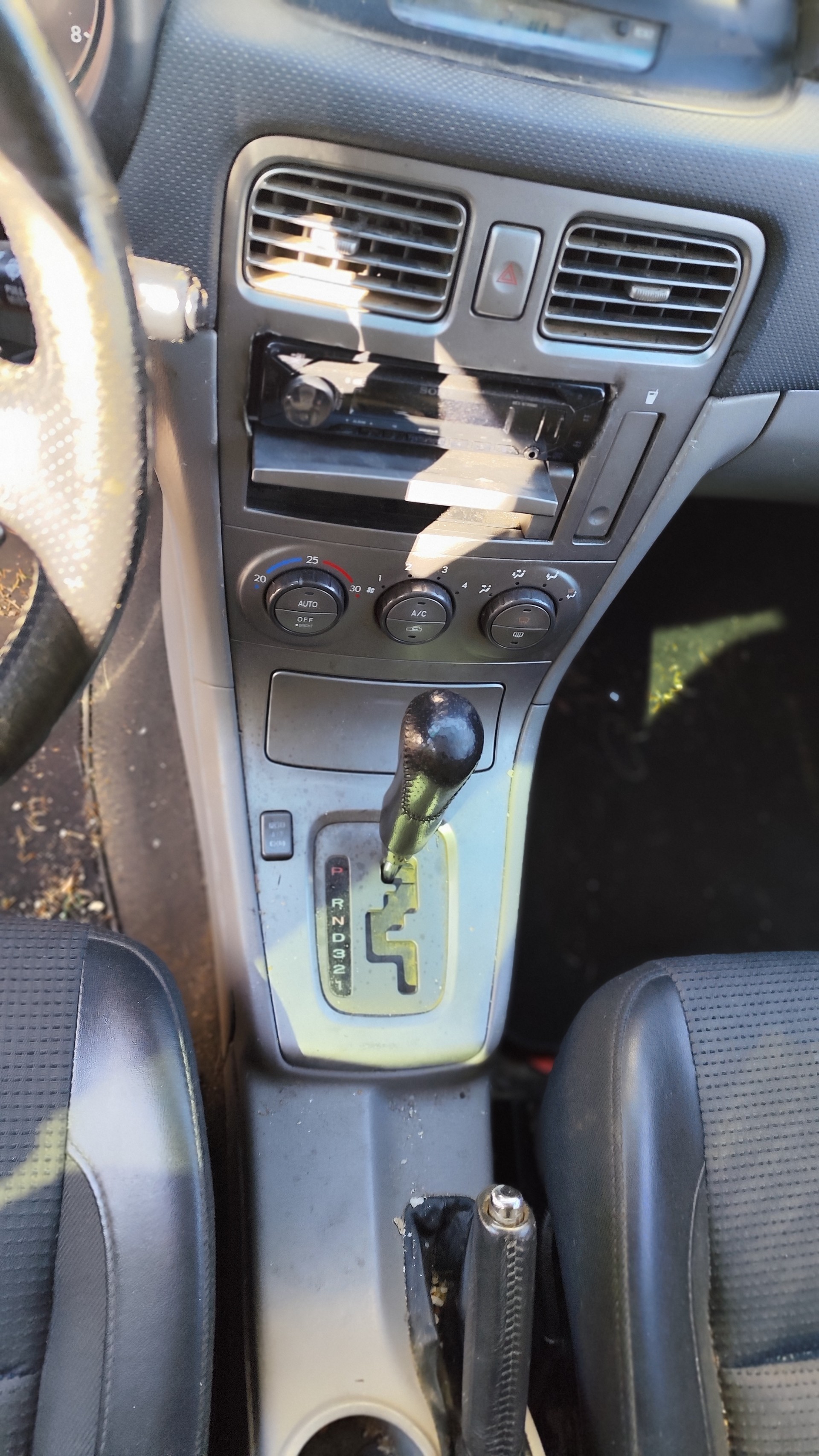 SUBARU Forester 2.0XT-image-8