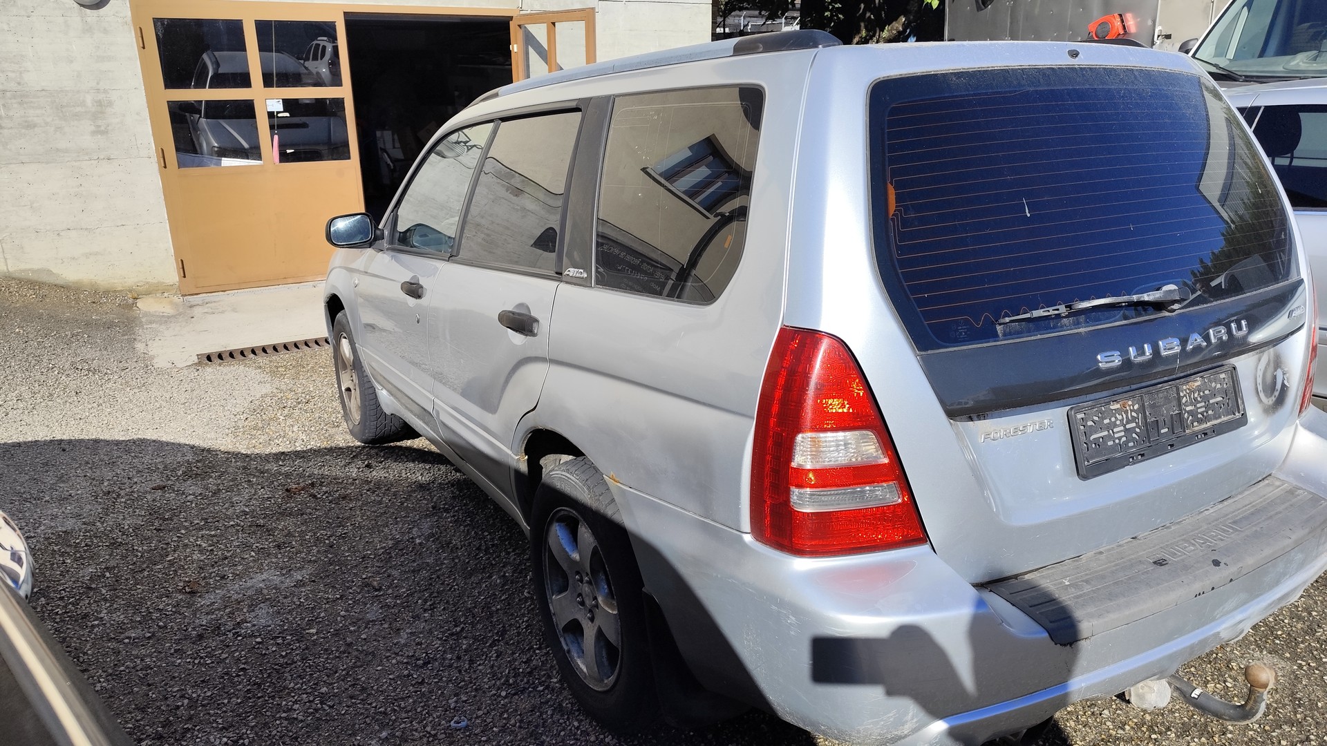 SUBARU Forester 2.0XT-image-4