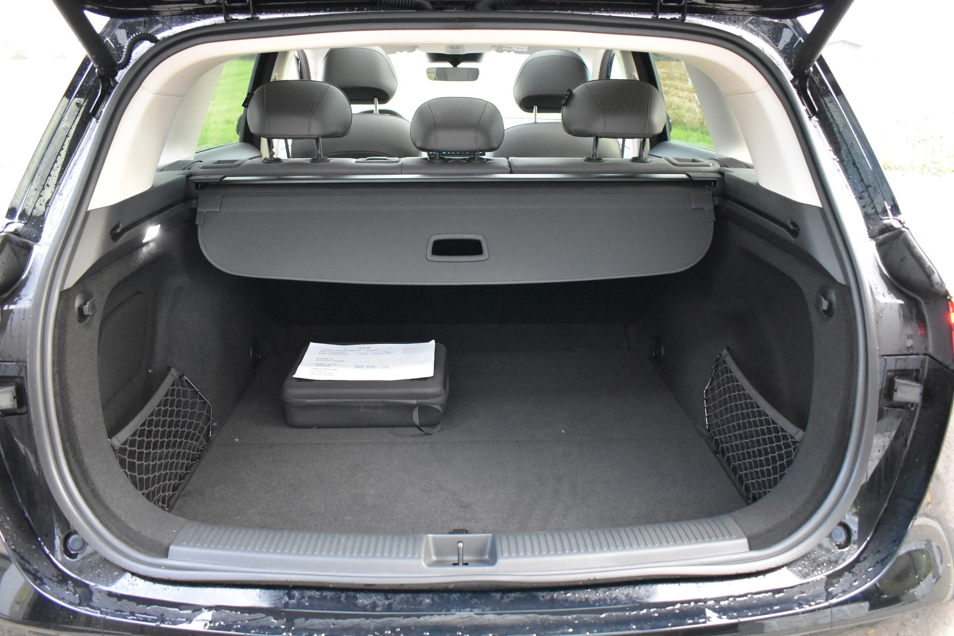 MG S6 EV 77kWh Luxury AWD-image-9