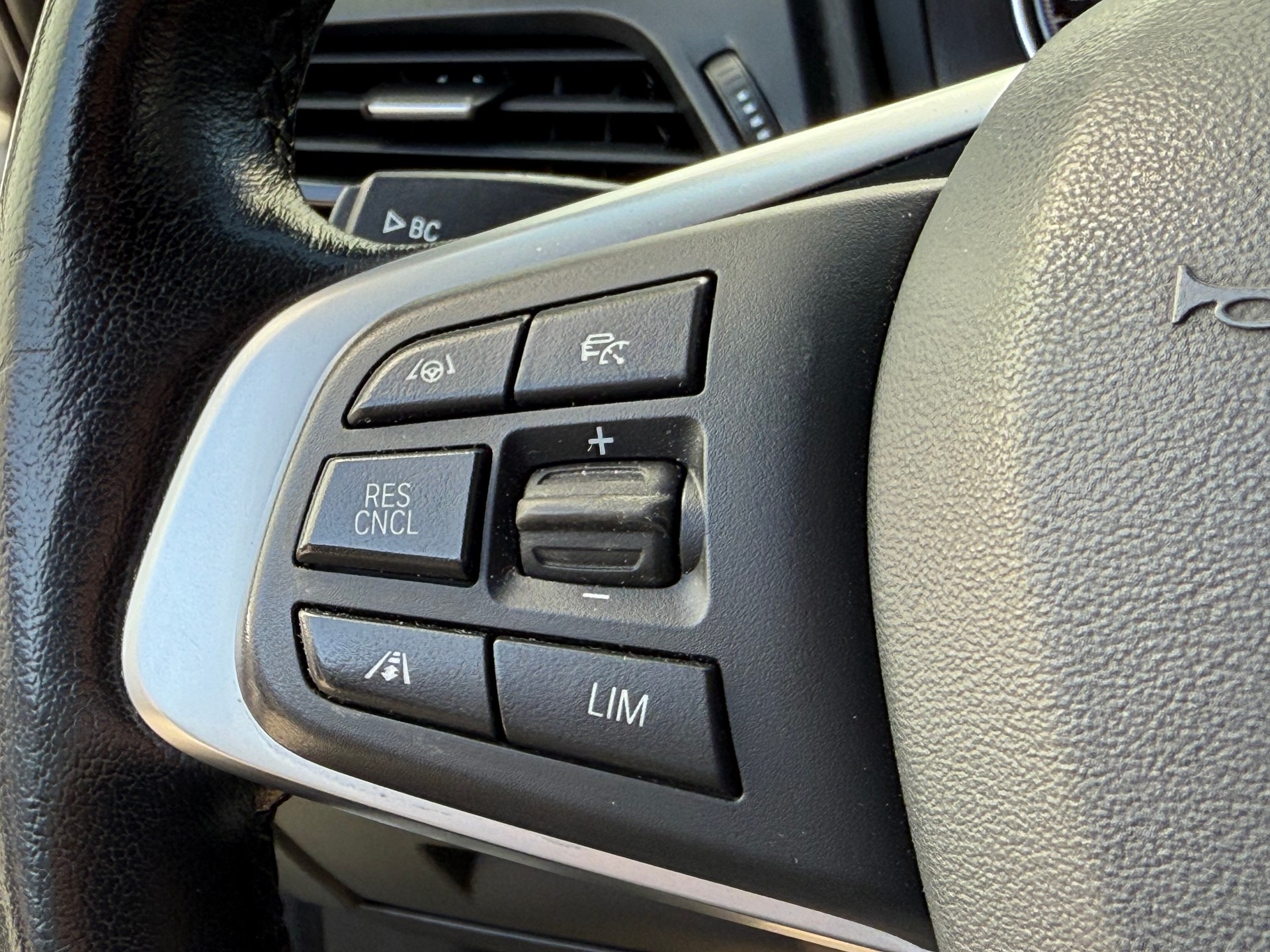 BMW 225xe iPerformance Active Tourer Steptronic-image-7