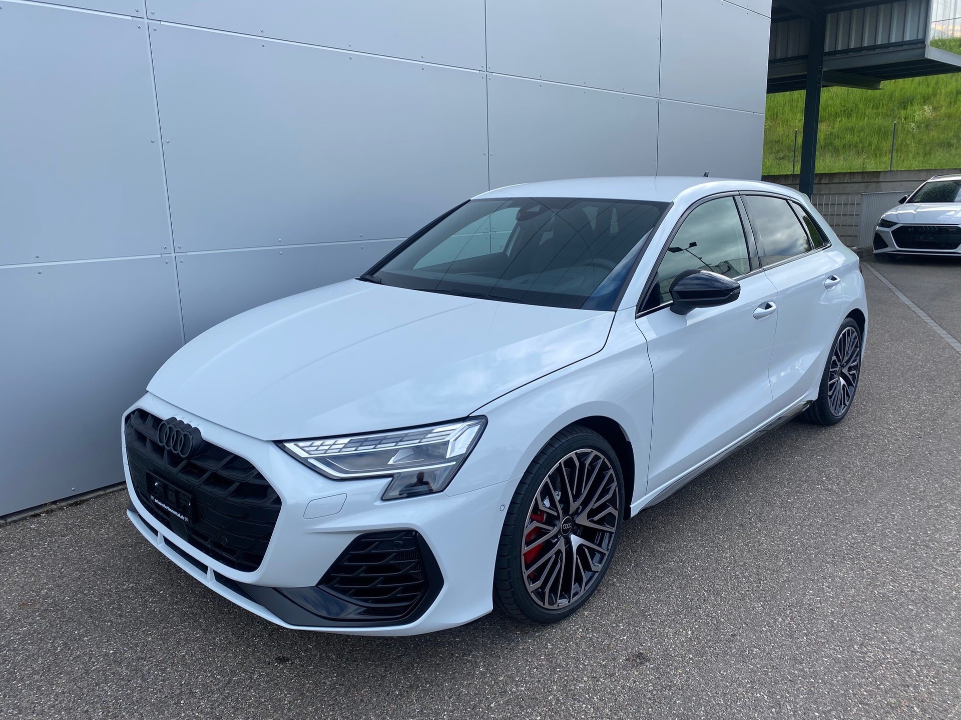 AUDI S3 Sportback 2.0 TFSI quattro-image-0