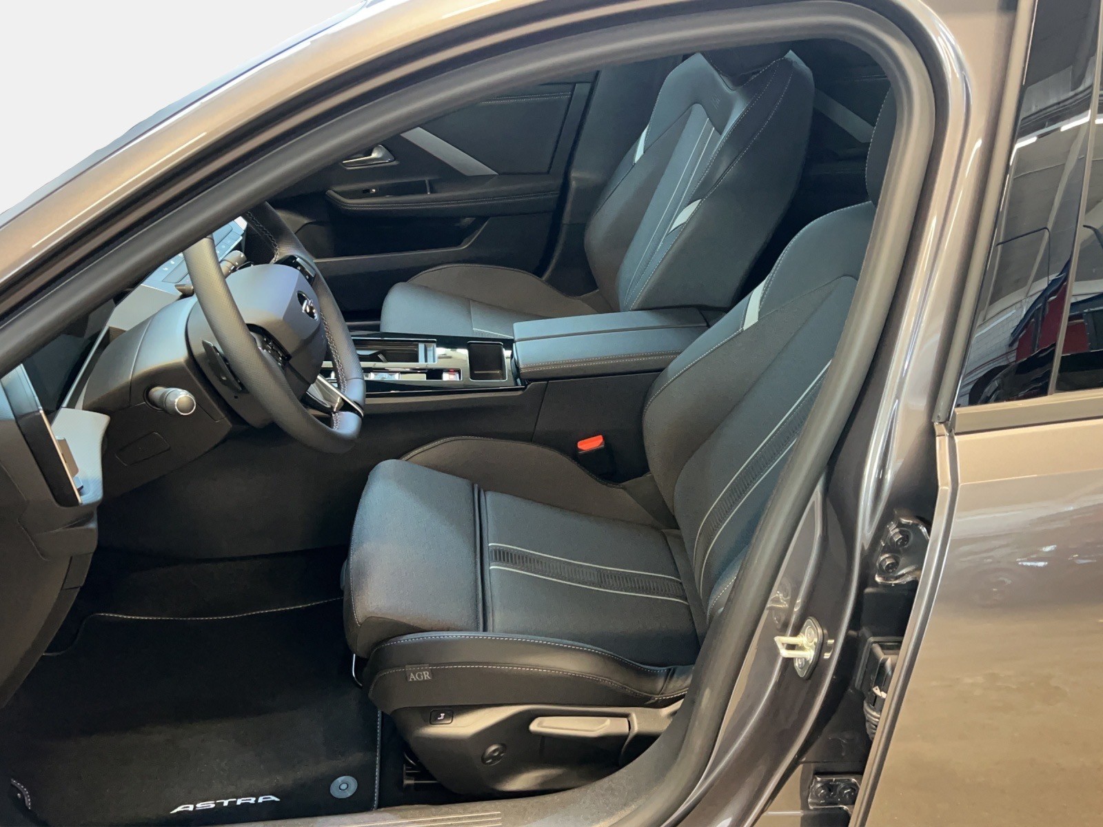 OPEL Astra 1.6T/180 GS Hybrid-image-8