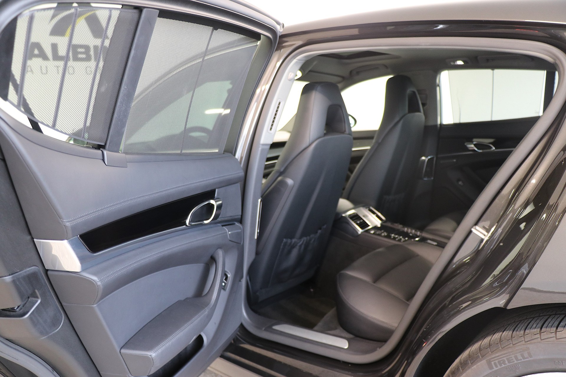 PORSCHE Panamera S E-Hybrid-image-13