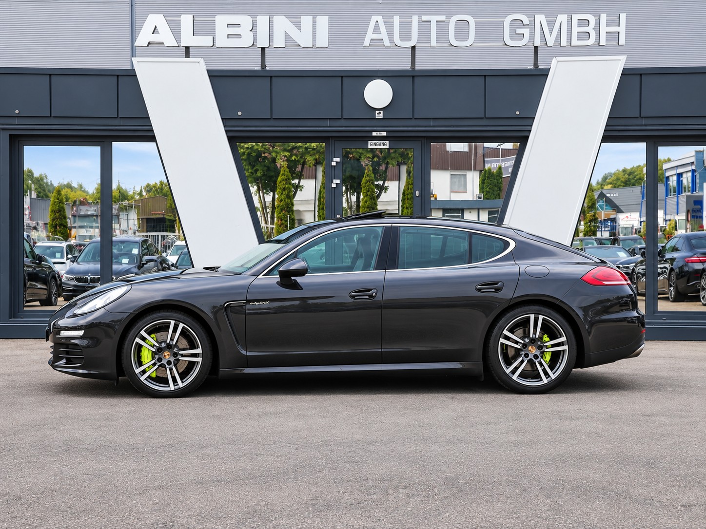 PORSCHE Panamera S E-Hybrid-image-0