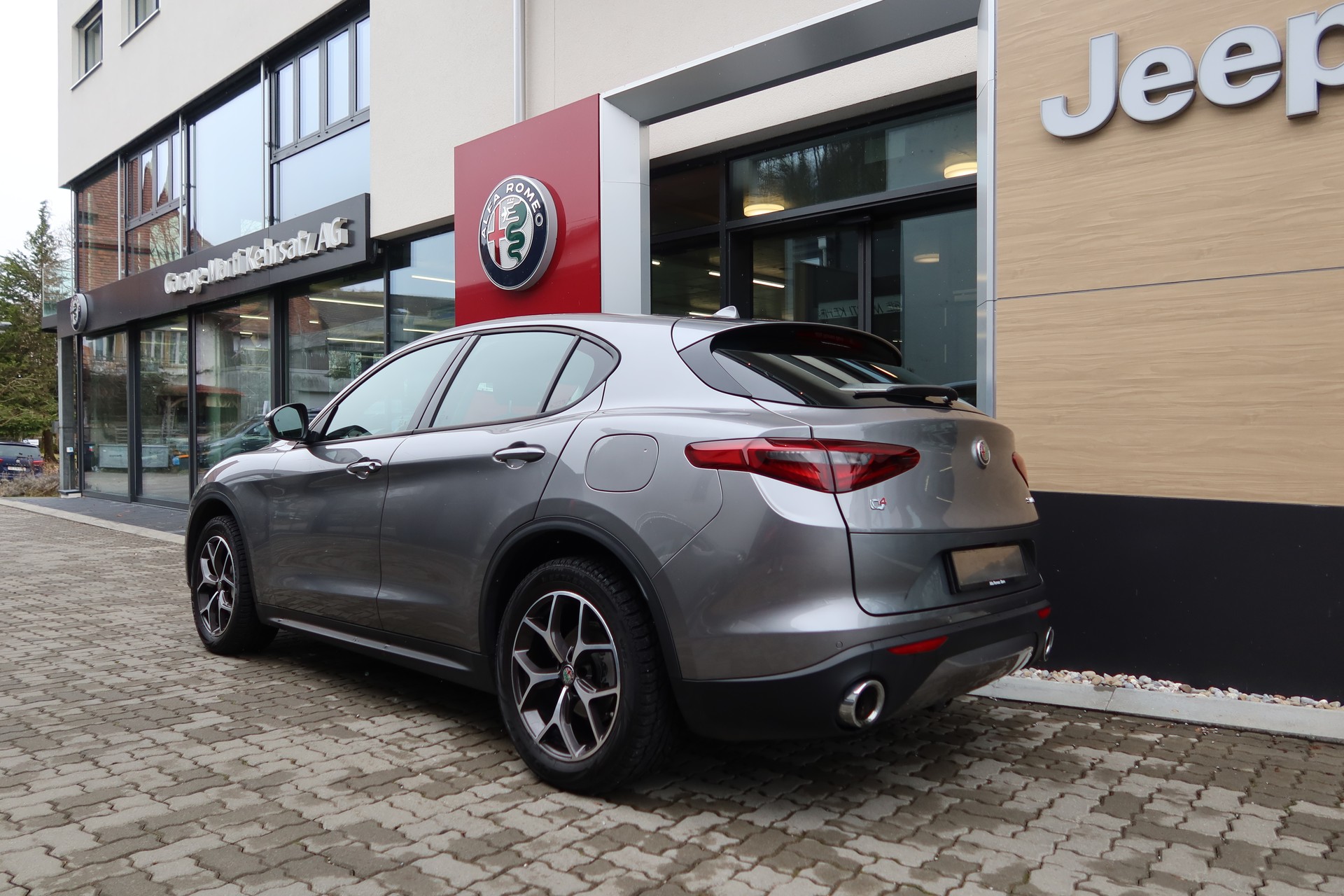 ALFA ROMEO Stelvio 2.2JTDM Execu. Q4-image-5
