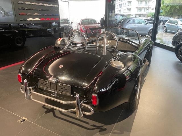 AC Cobra 427 Era-image-5