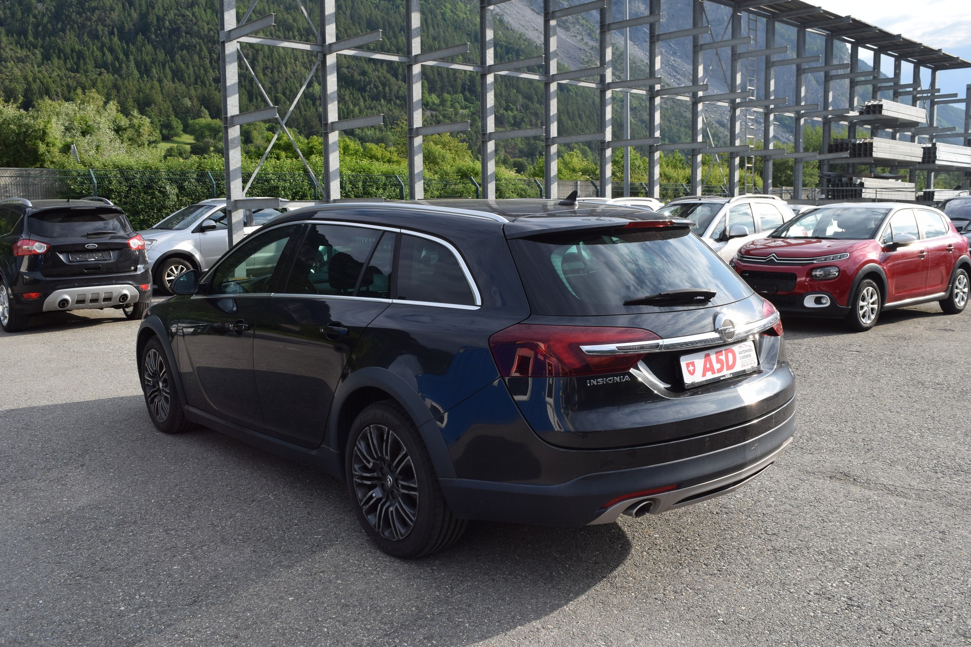 OPEL Insignia Country Tourer 2.0 CDTI 4WD Automatic-image-4