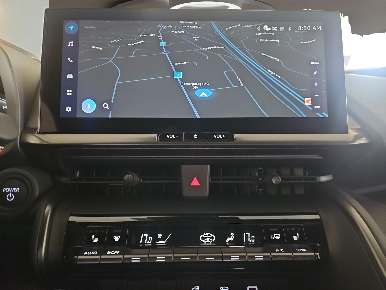 TOYOTA C-HR 2.0 PHEV Swiss Edition-image-12