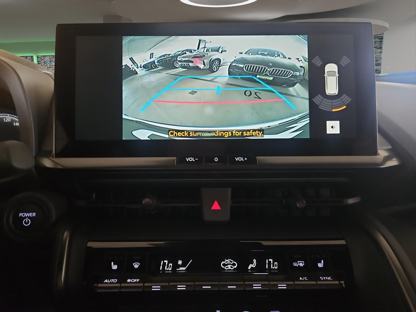 TOYOTA C-HR 2.0 PHEV Swiss Edition-image-13
