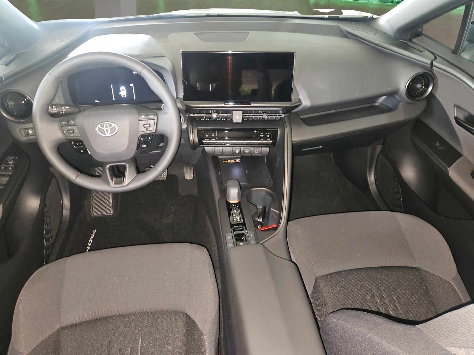 TOYOTA C-HR 2.0 PHEV Swiss Edition-image-7