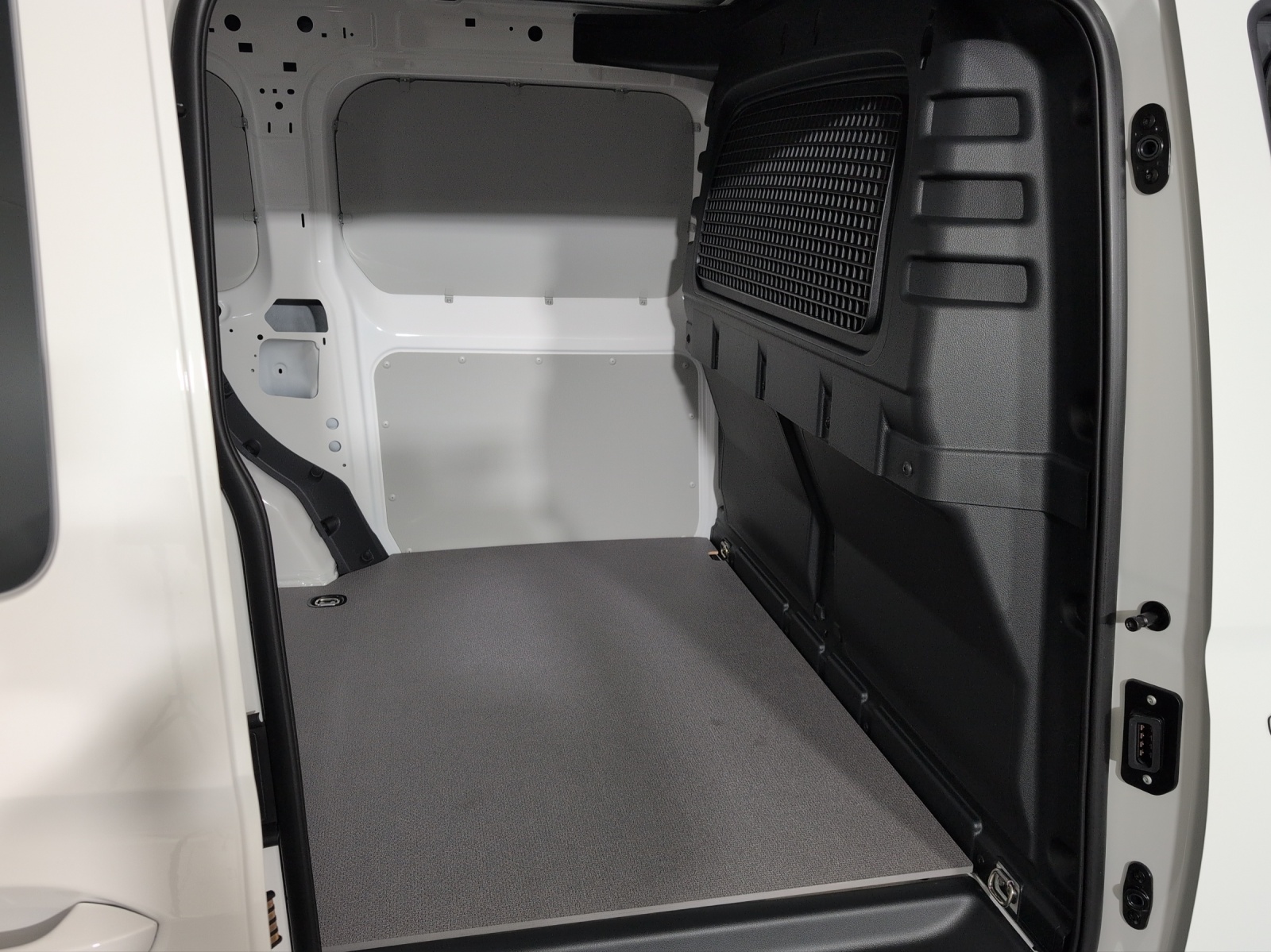 VW Caddy Cargo 2.0TDI Maxi 4Motion-image-7