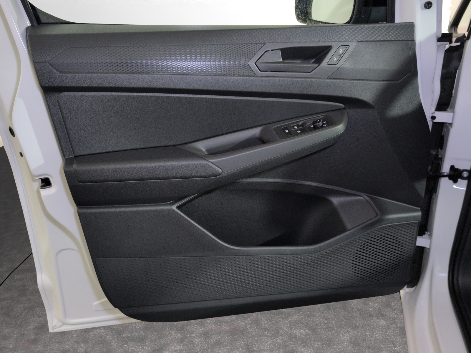 VW Caddy Cargo 2.0TDI Maxi 4Motion-image-12