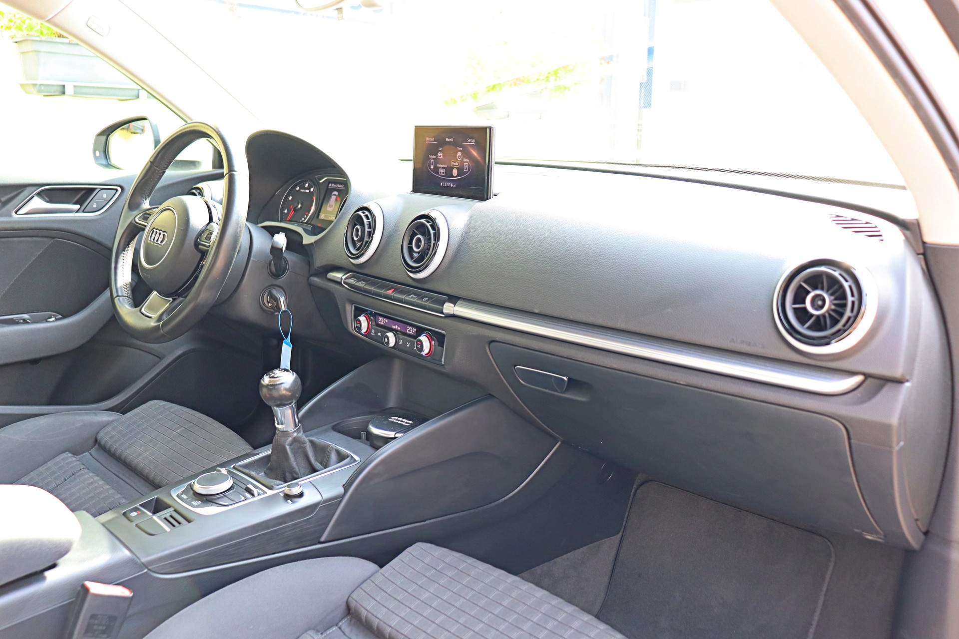AUDI A3 1.4 TFSI Ambiente-image-7