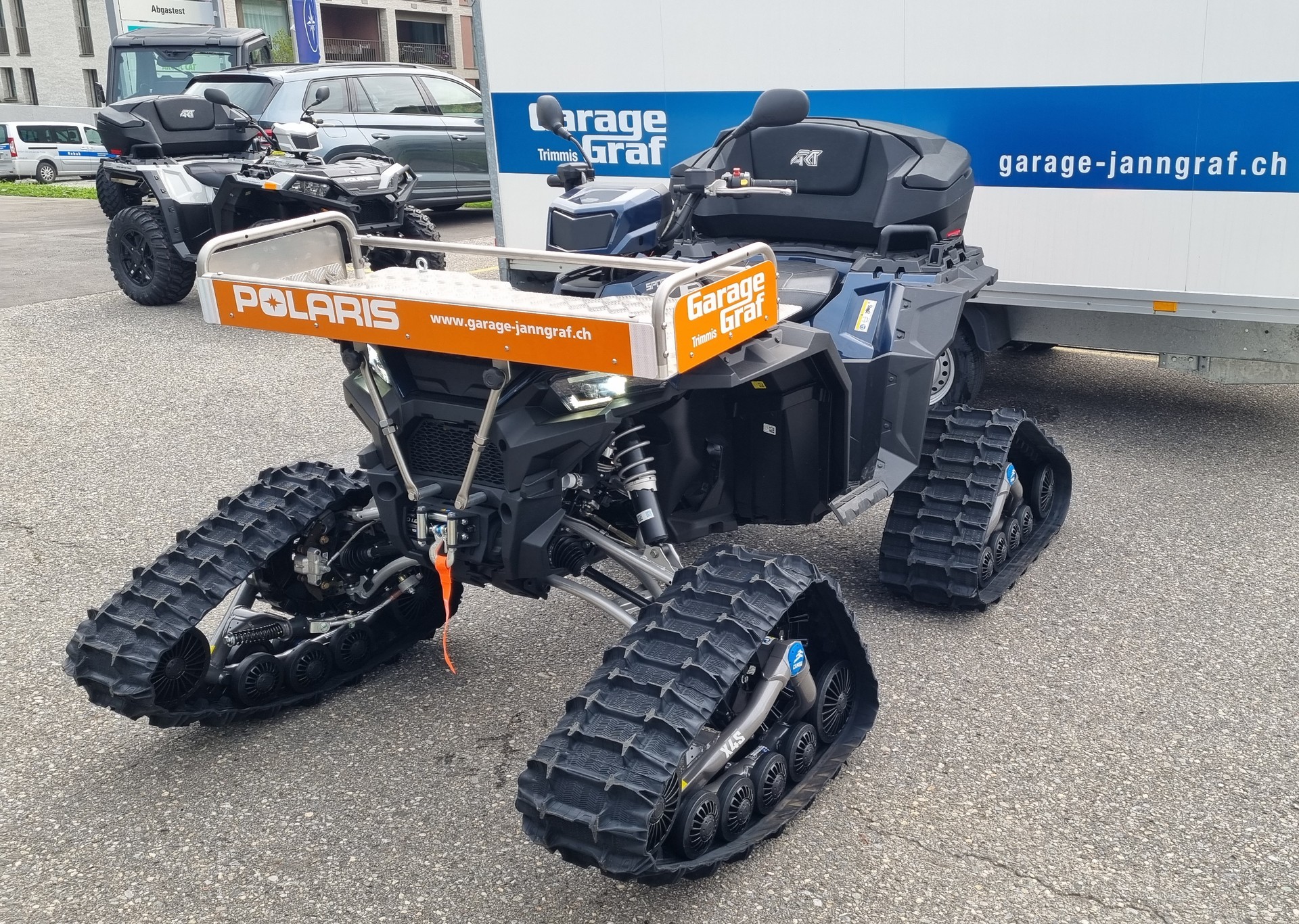 POLARIS Ab MFK mit Raupenkit und Räder-showroom-element-3