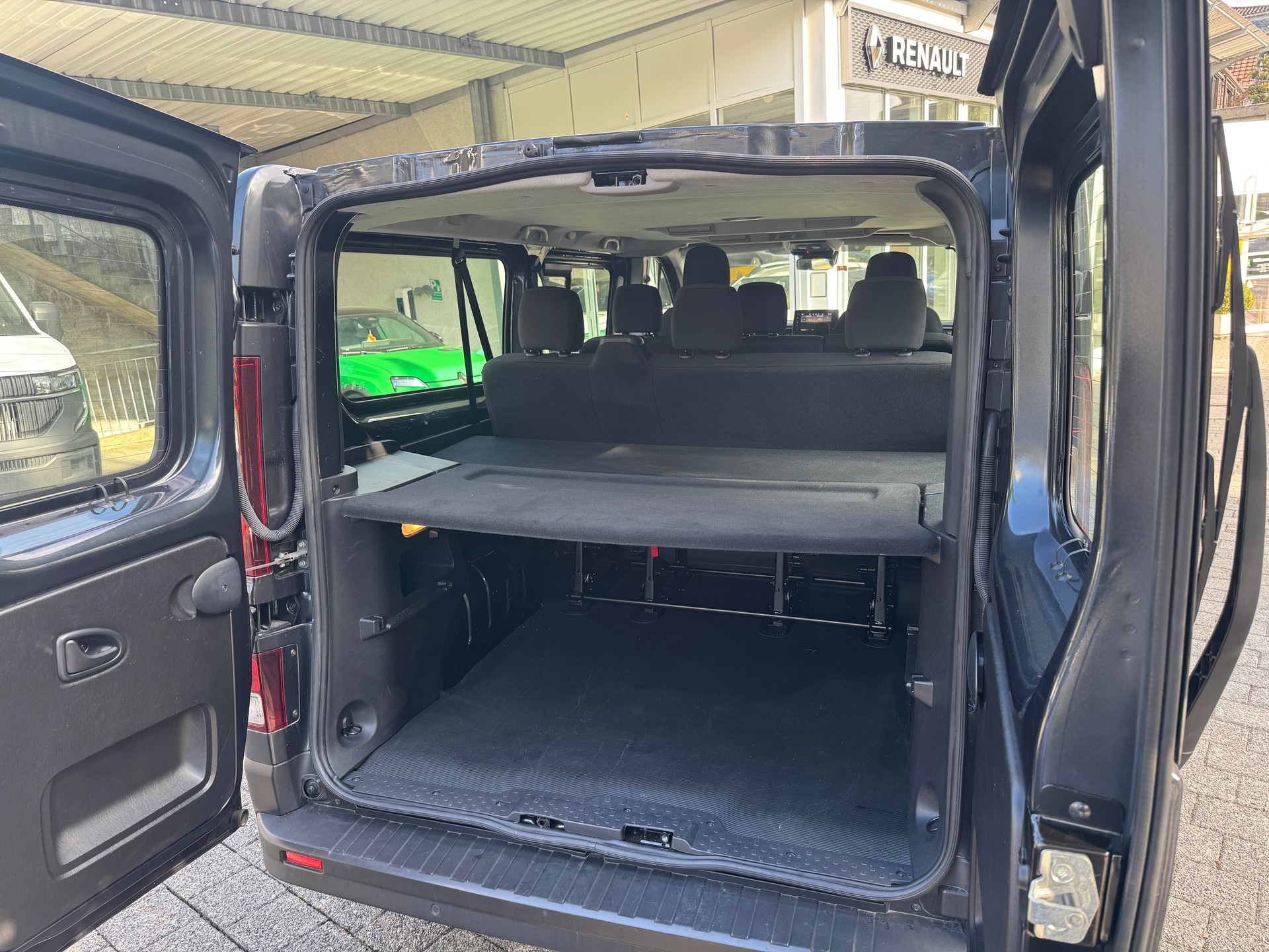 RENAULT Trafic Blue dCi 150 Grand Passenger Evolution EDC-image-5