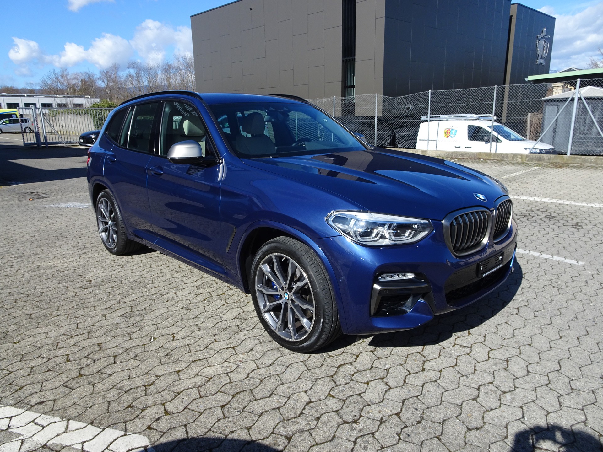 BMW X3 xDrive M40i Steptronic-showroom-element-1