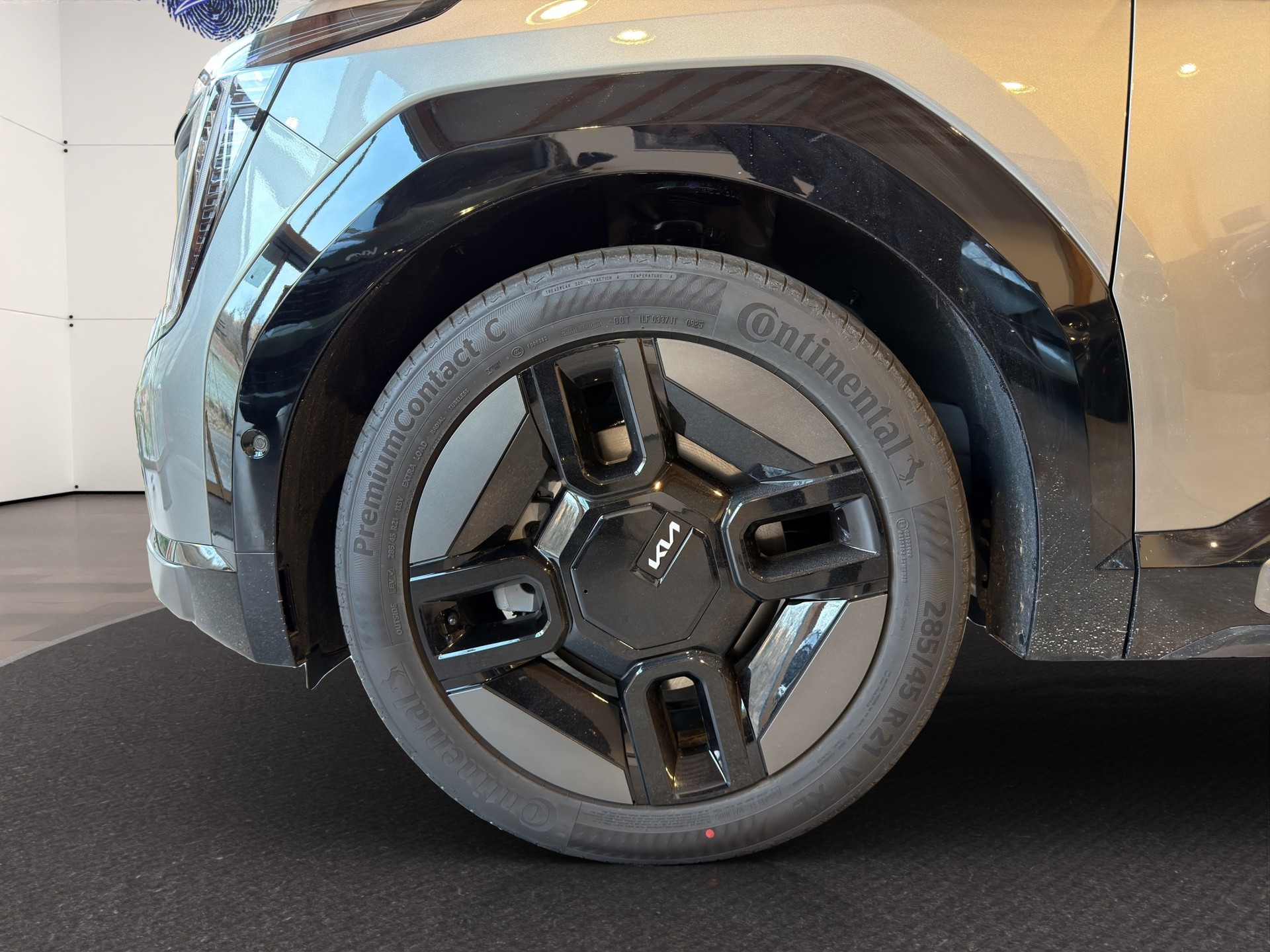 KIA EV9 99,8 kWh GT-Line 4x4-image-13