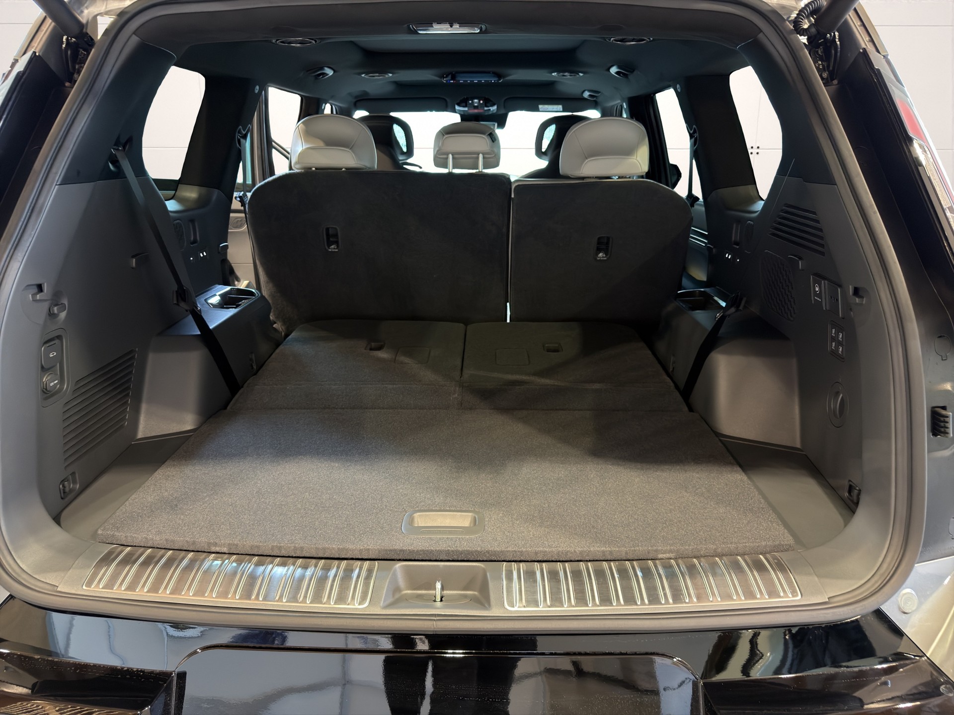 KIA EV9 99,8 kWh GT-Line 4x4-image-12