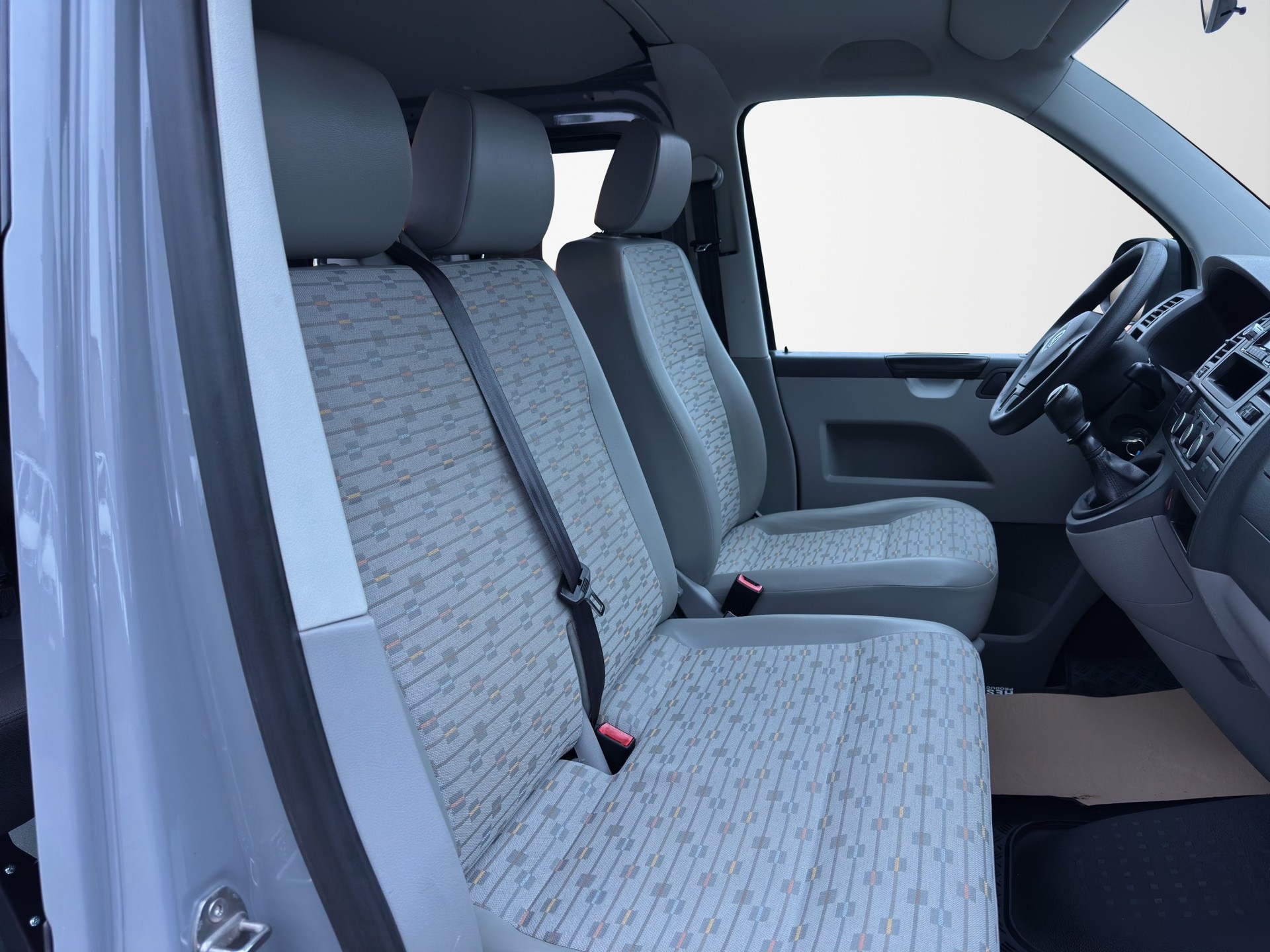 VW 2.0TDI Kombi 4Motion-image-13