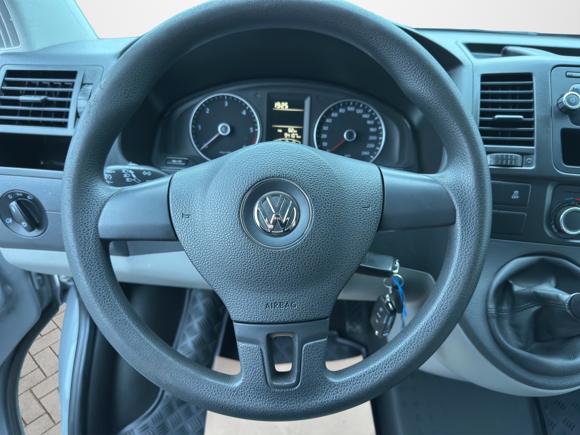 VW 2.0TDI Kombi 4Motion-image-8
