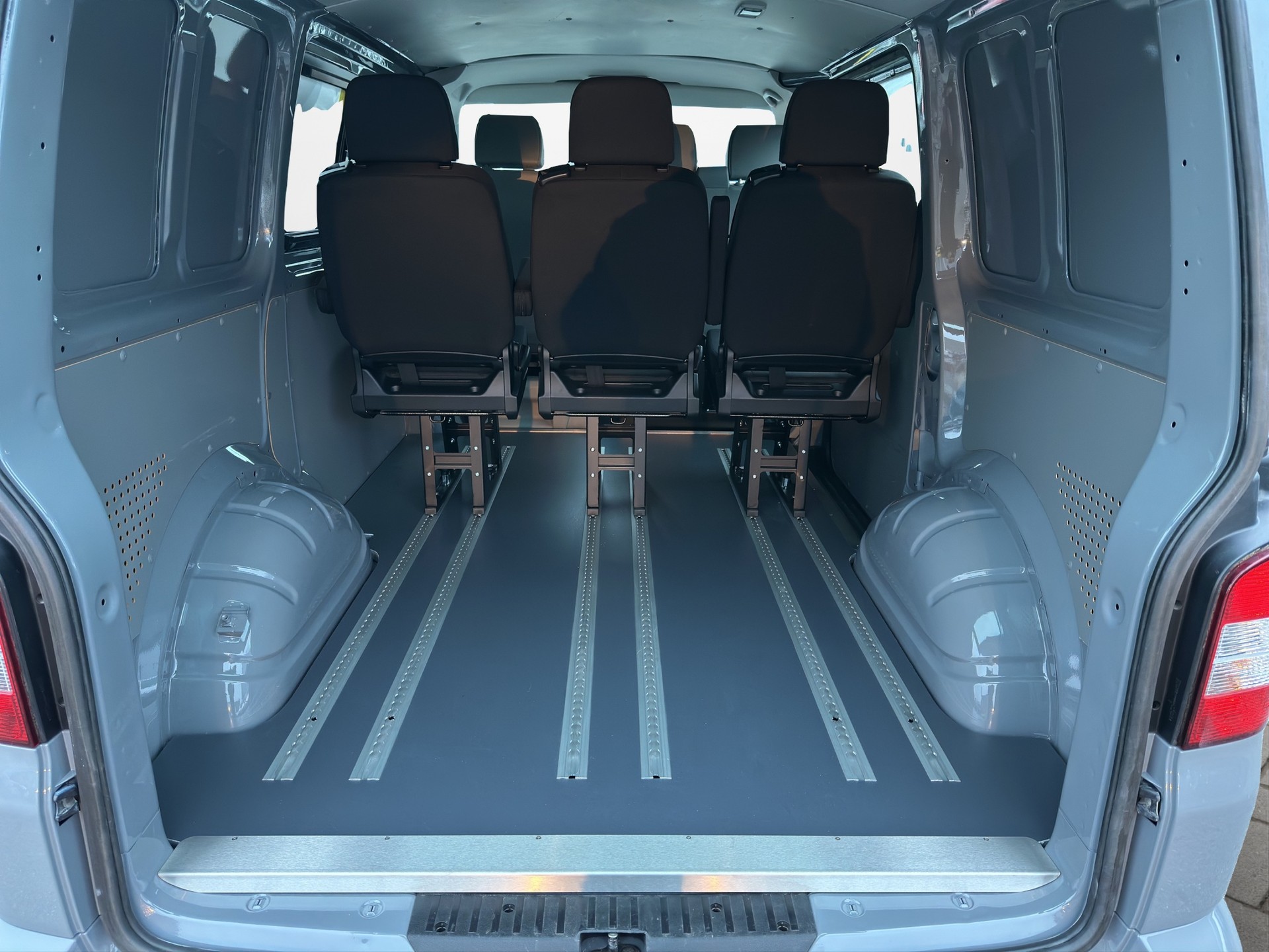 VW 2.0TDI Kombi 4Motion-image-15