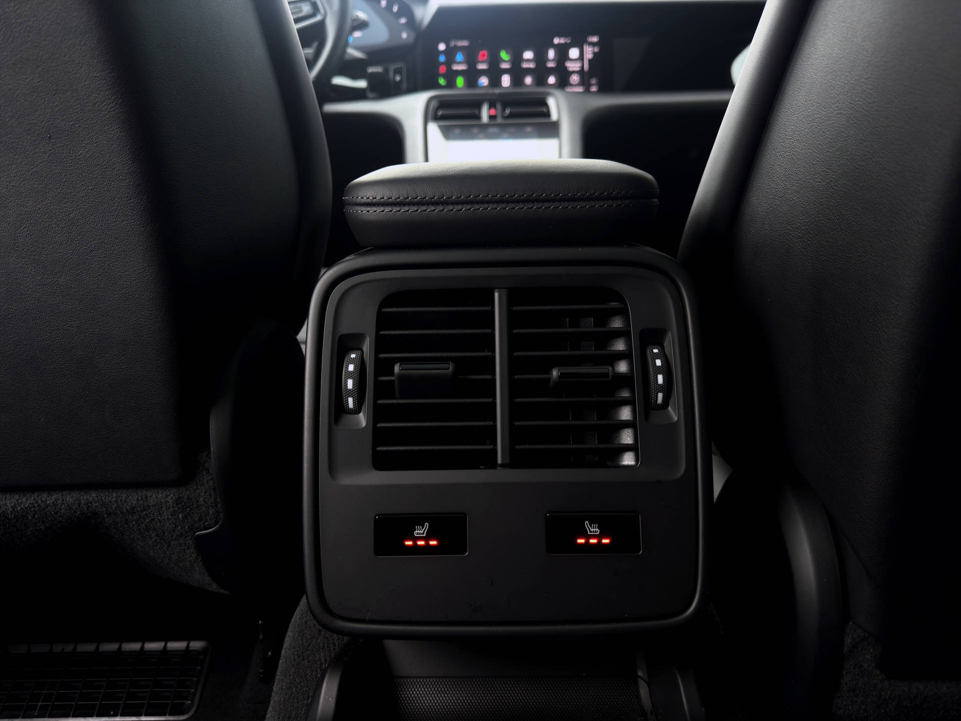 PORSCHE Taycan Turbo Cross Turismo-image-12
