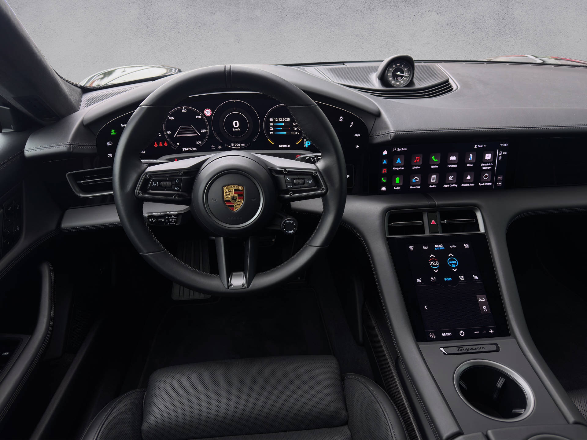 PORSCHE Taycan Turbo Cross Turismo-image-5