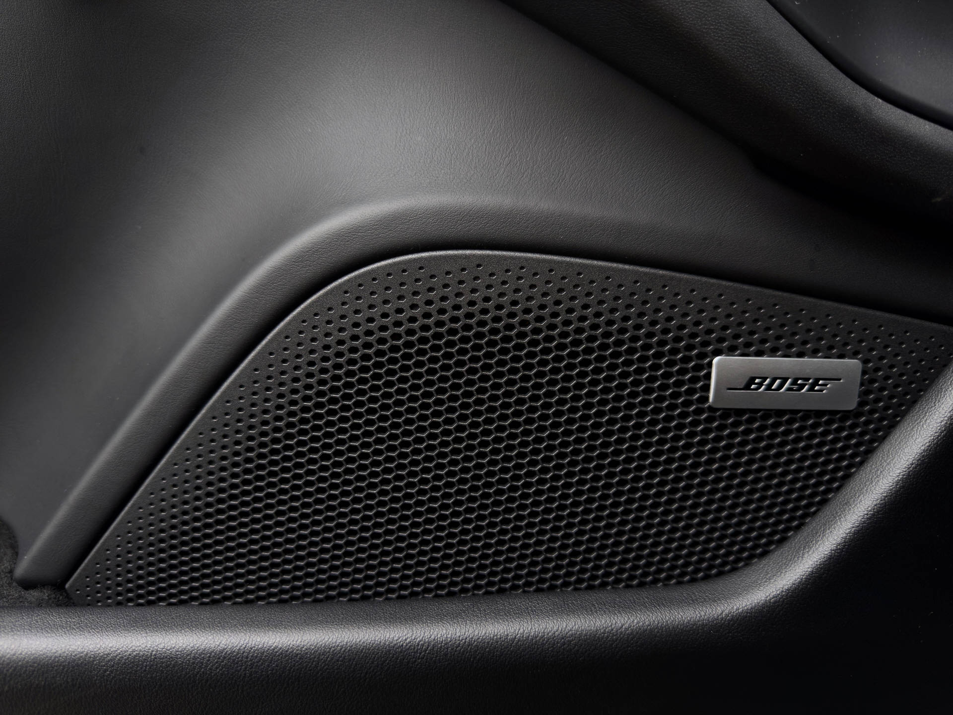PORSCHE Taycan Turbo Cross Turismo-image-11