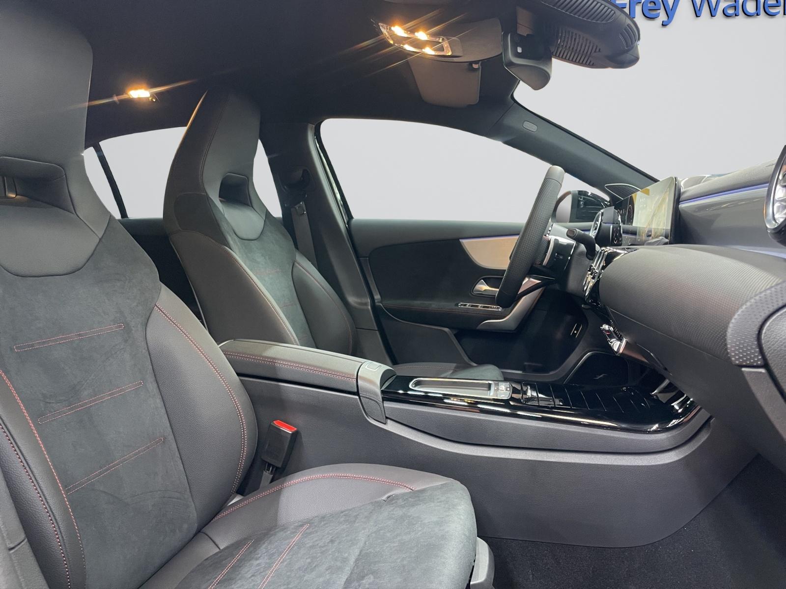 MERCEDES-BENZ A 250 e EQ Star AMG Line-image-5