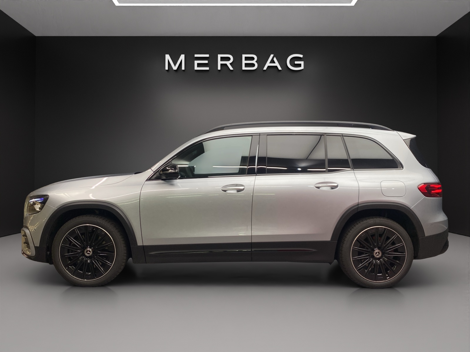 MERCEDES-BENZ GLB 220 d 4M 8G-Tronic-image-2