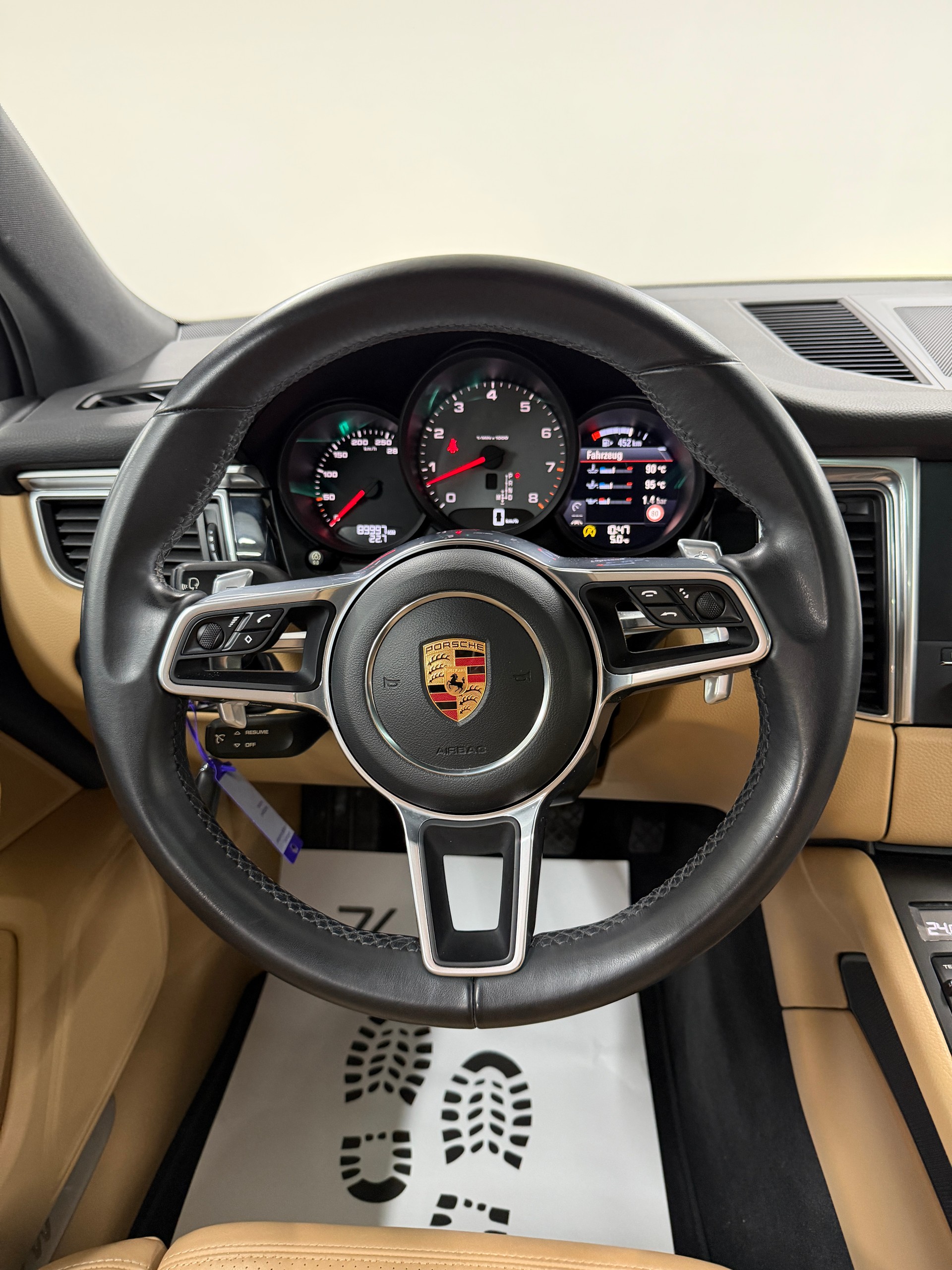 PORSCHE Macan S 3.0 V6 340PS (VOLCANO GREY) PDK / RF-Kamera / Leder / Panoramadach / Sitz/Lenkradheizung / PDLS /-image-12