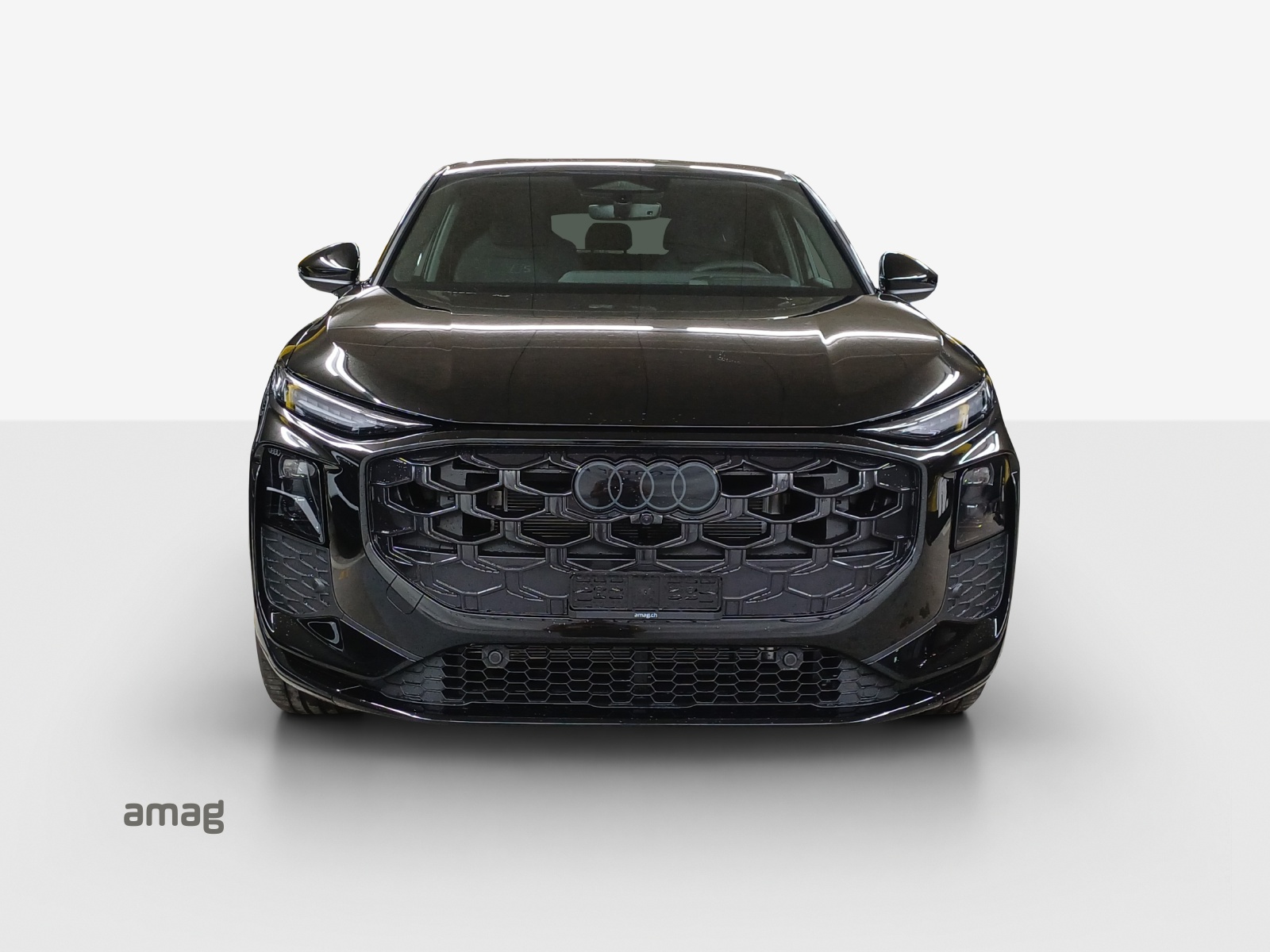 AUDI Q3 Sportback e-hybrid 200 kW S tronig-image-6