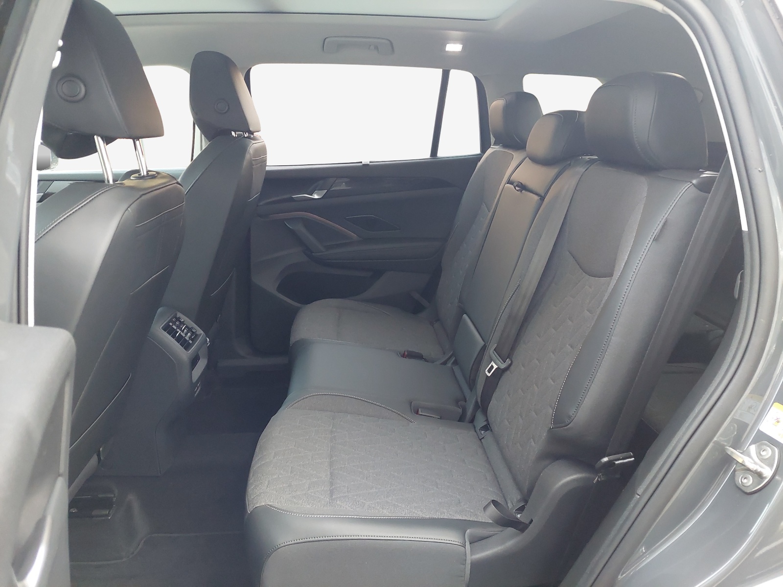 VW Tayron 1.5 TSI evo2 mHEV Life DSG-image-11
