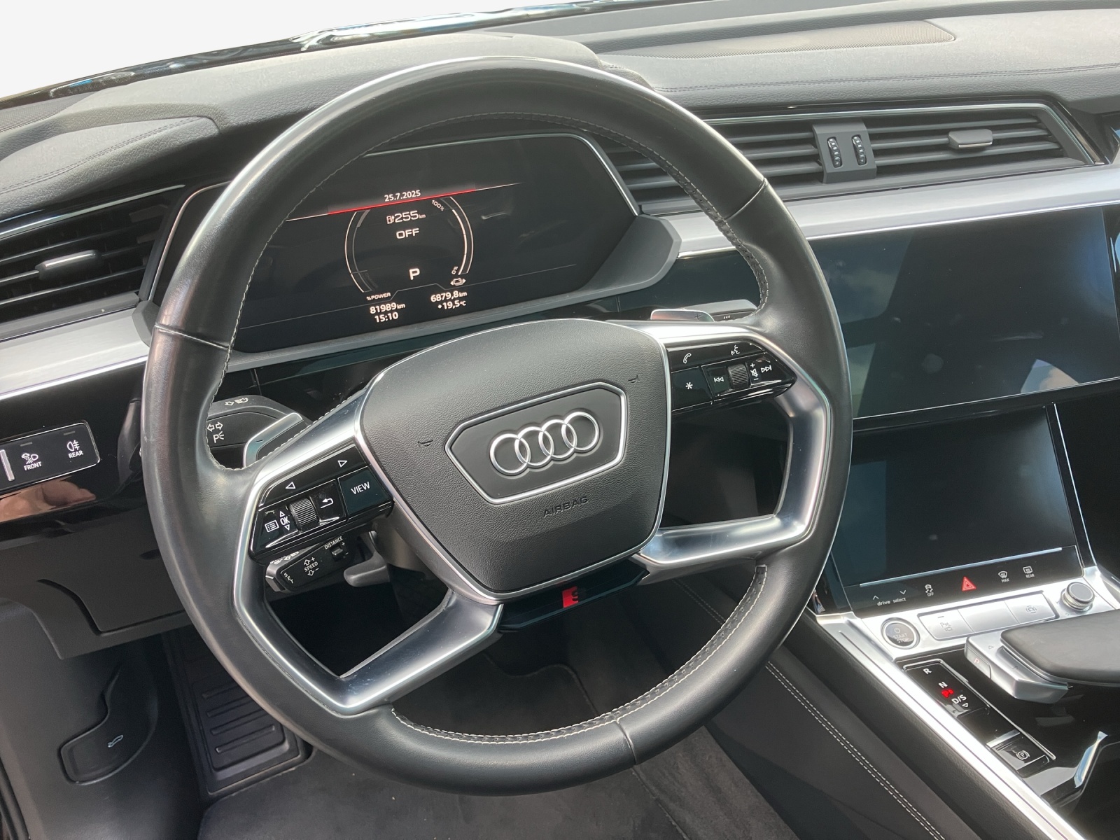 AUDI e-tron 50 Sportback S Line Attraction quattro-image-10