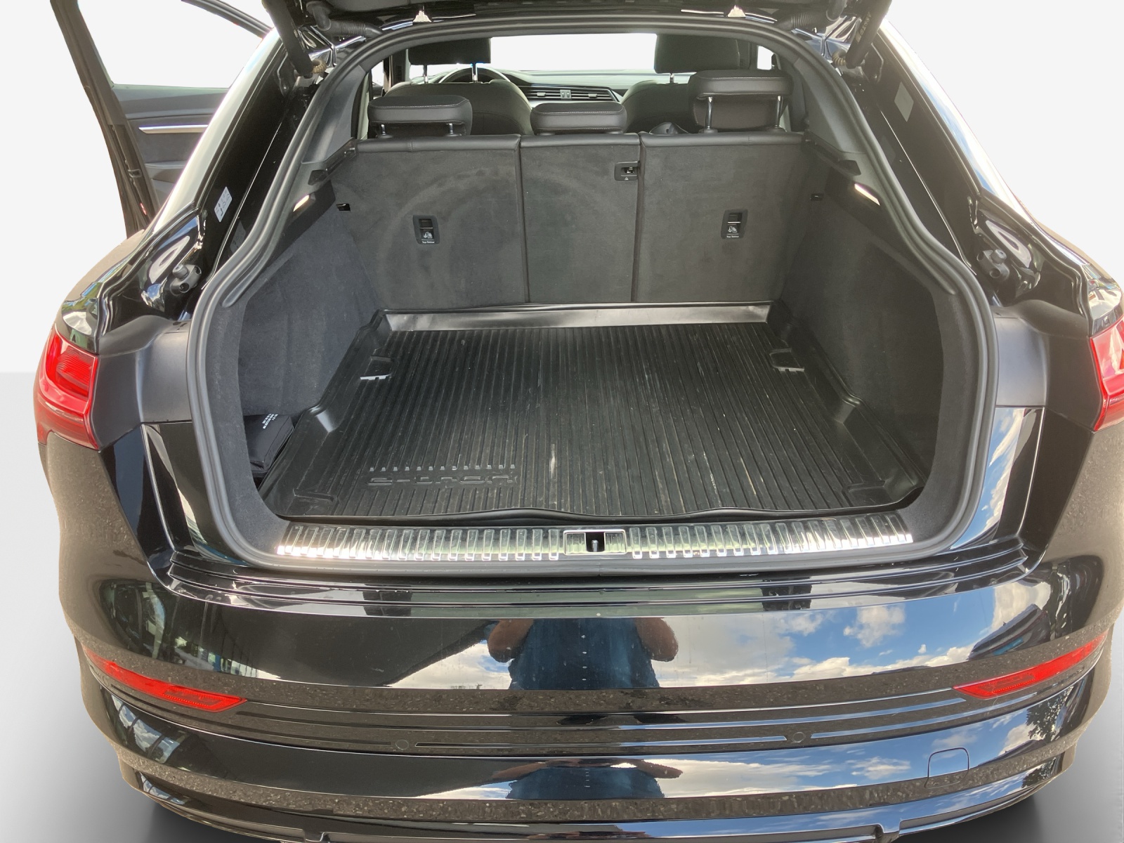 AUDI e-tron 50 Sportback S Line Attraction quattro-image-13
