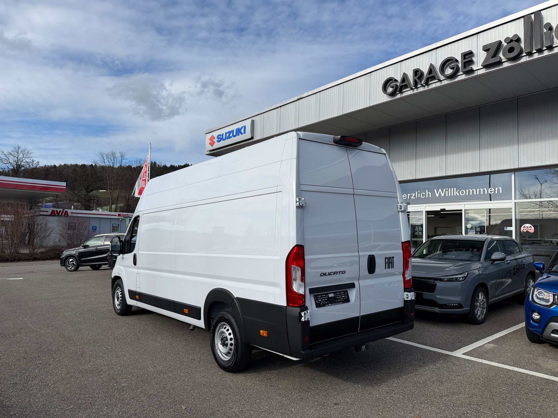 FIAT Ducato Maxi 35 L4H3 2.2MTJ 180PS 3T AHK 270°Tür, Holzboden, Doppelairbag, Apple Car Play-showroom-element-3