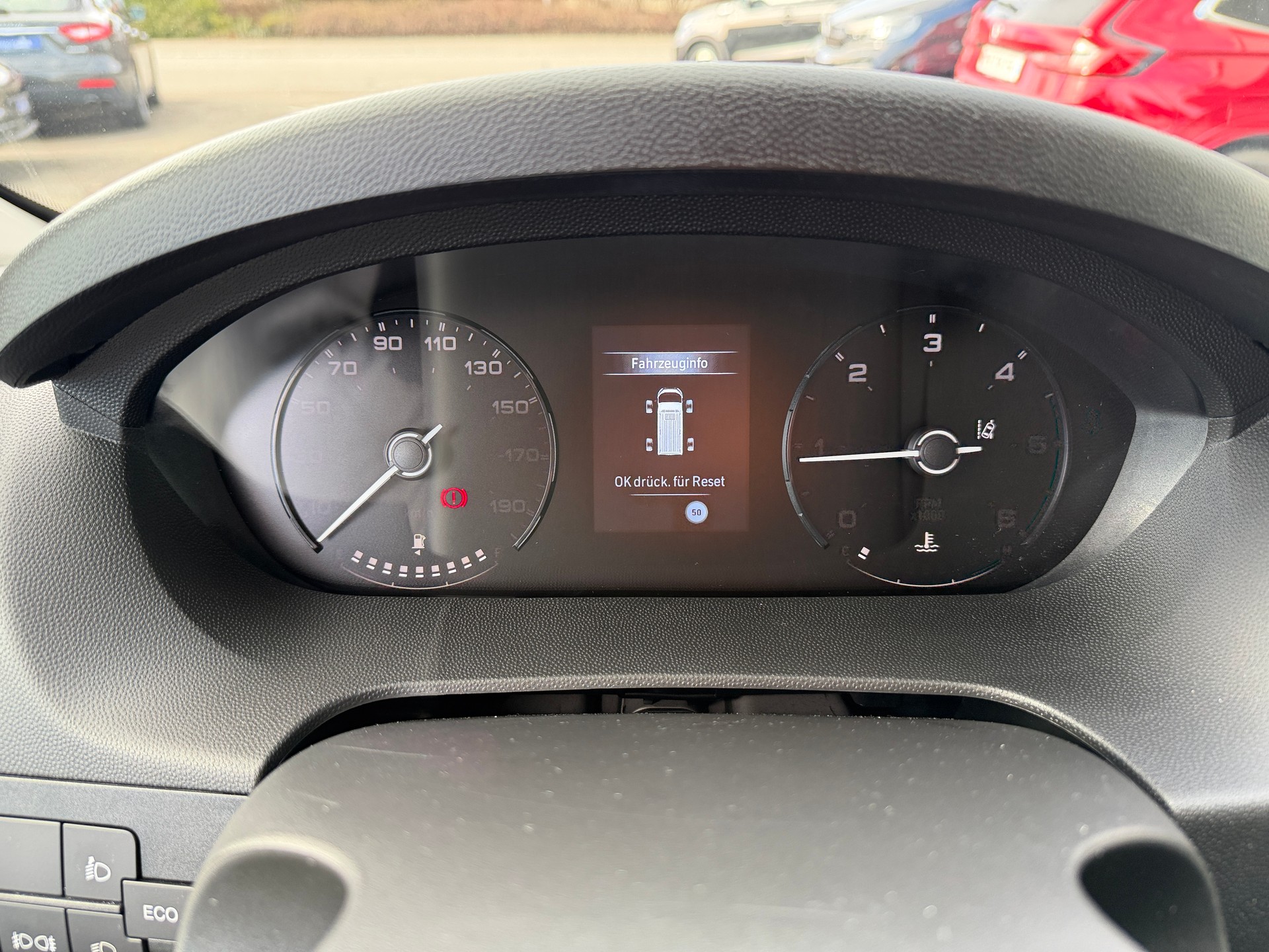 FIAT Ducato Maxi 35 L4H3 2.2MTJ 180PS 3T AHK 270°Tür, Holzboden, Doppelairbag, Apple Car Play-image-11